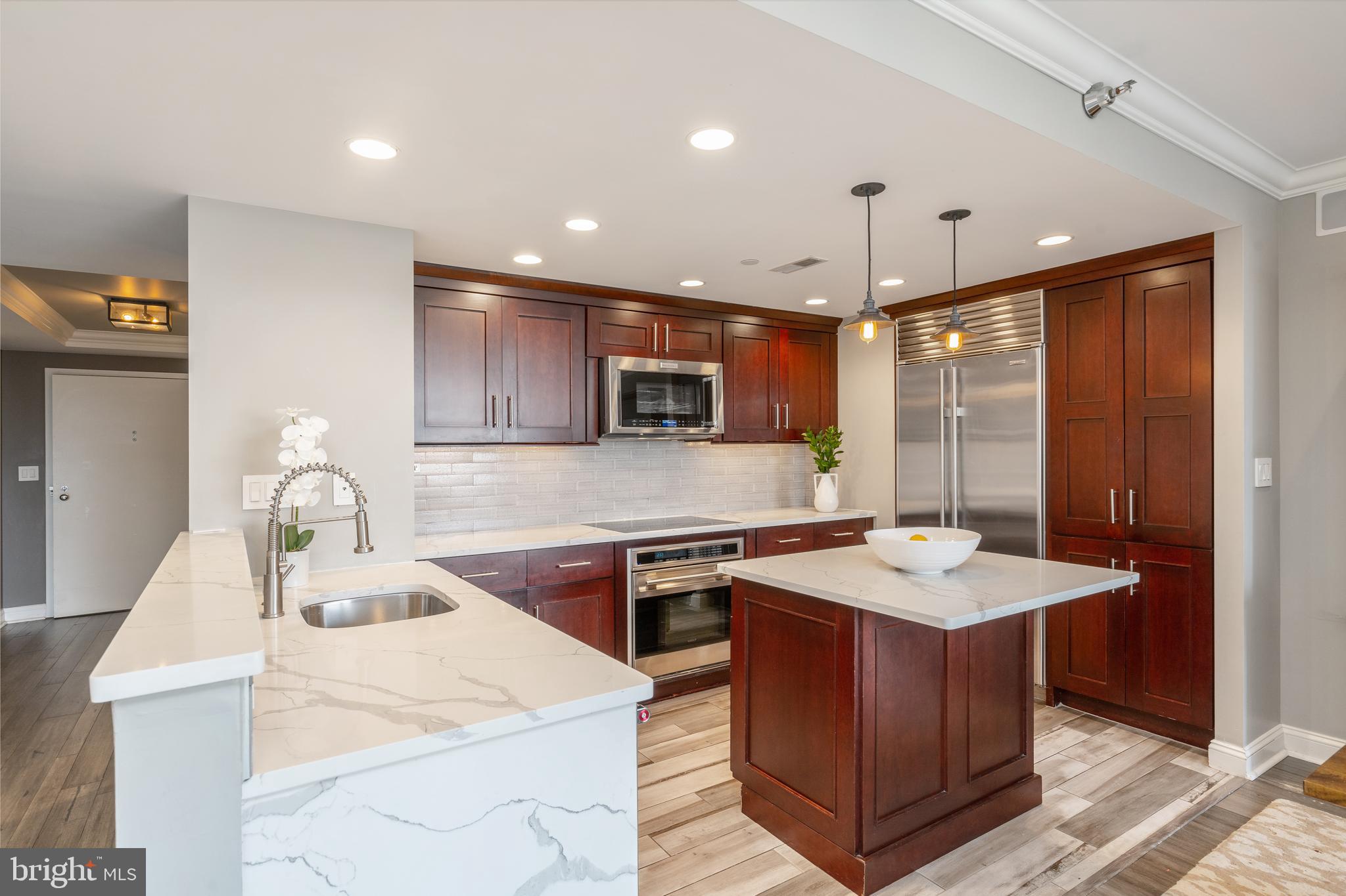 RITTENHOUSE SQUARE - Residential