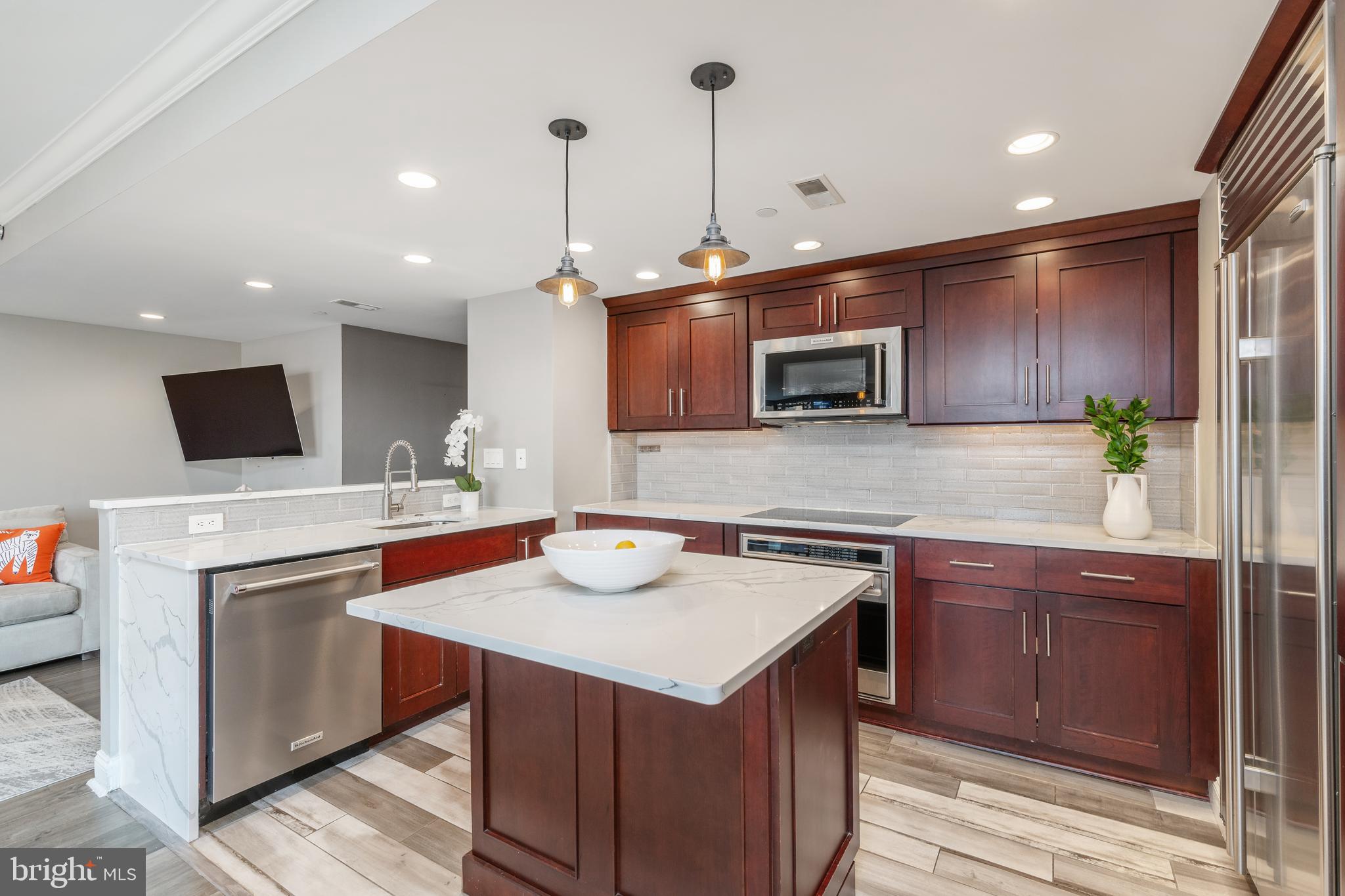 RITTENHOUSE SQUARE - Residential