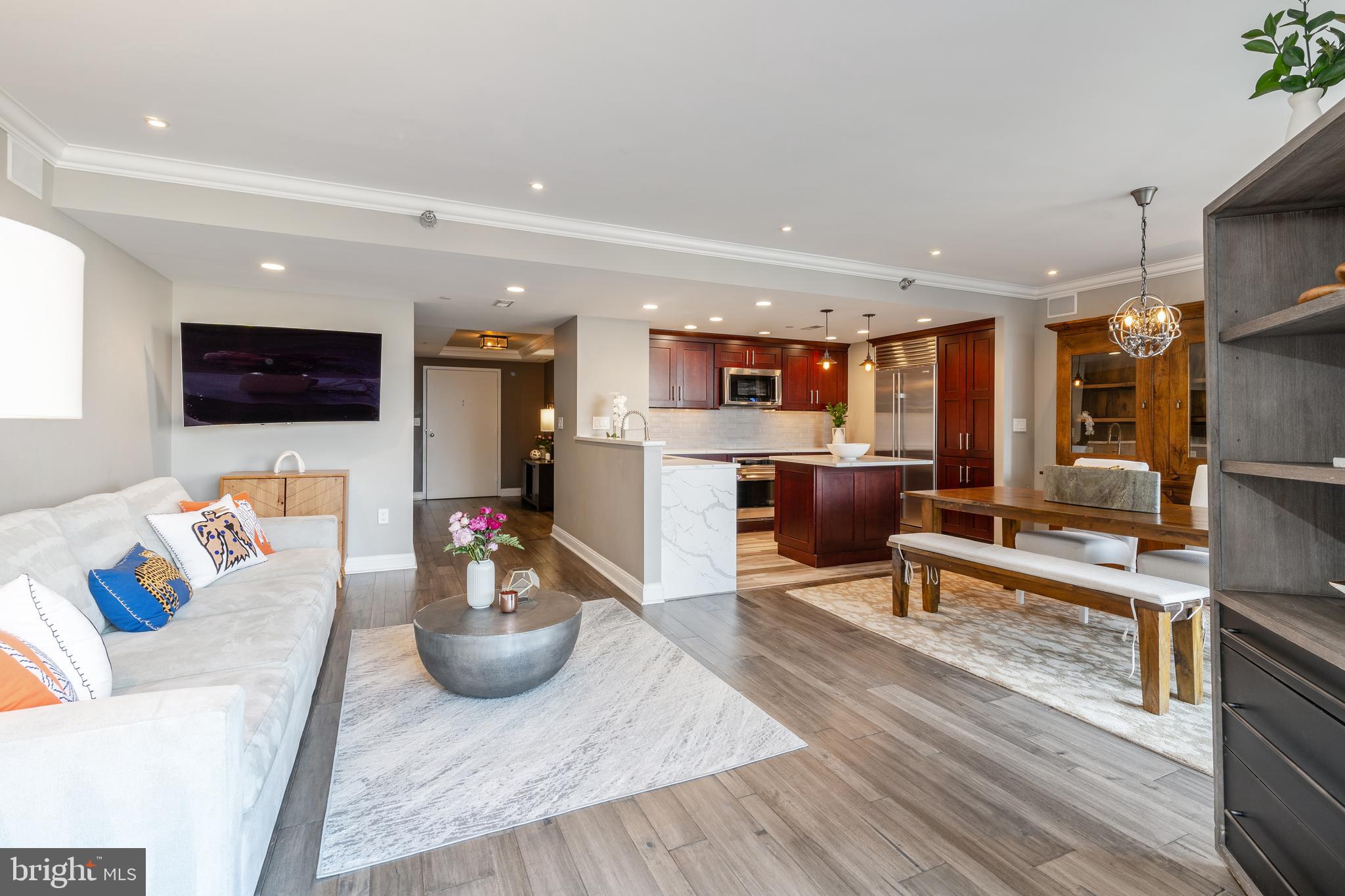 RITTENHOUSE SQUARE - Residential