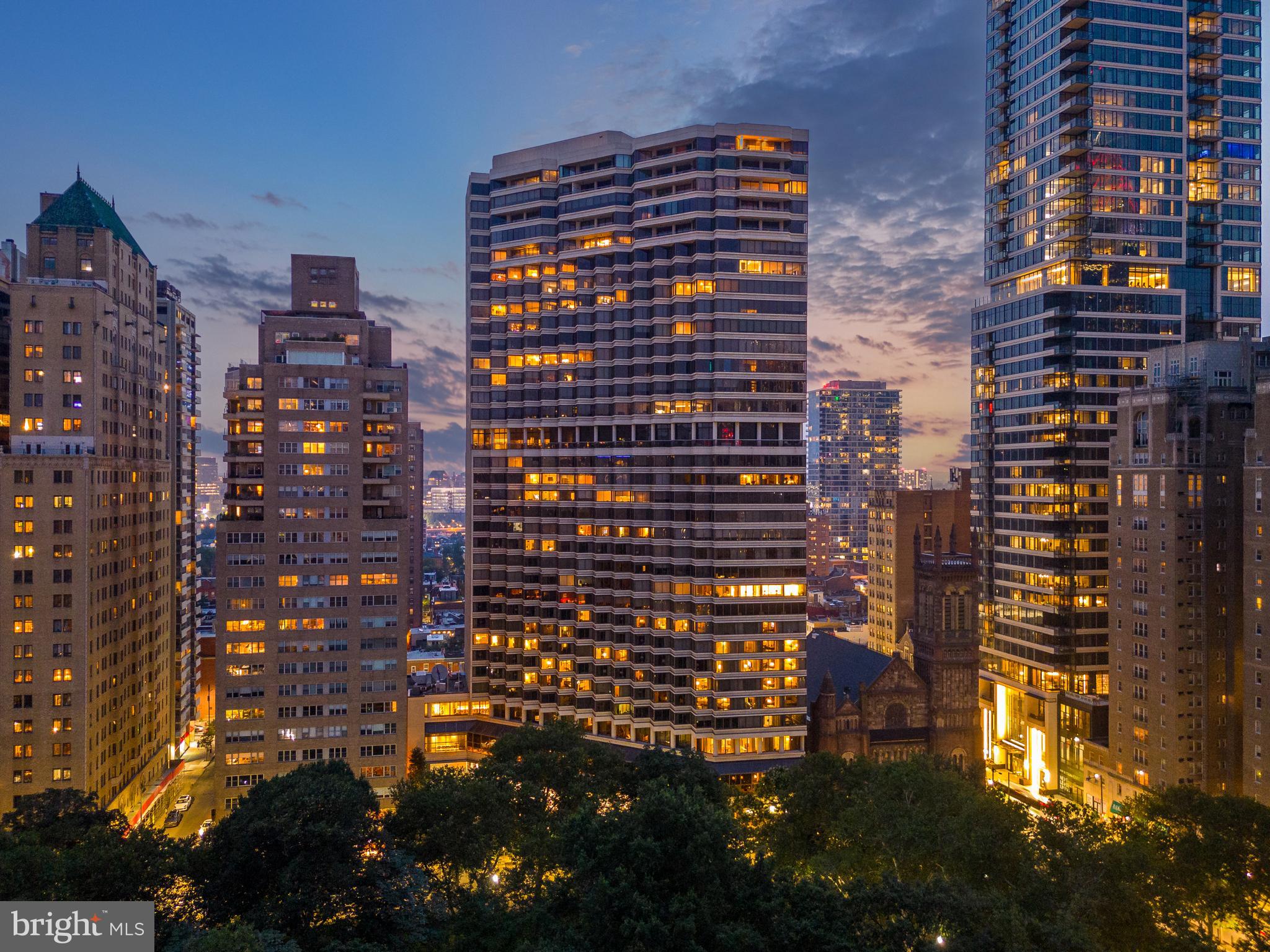 RITTENHOUSE SQUARE - Residential