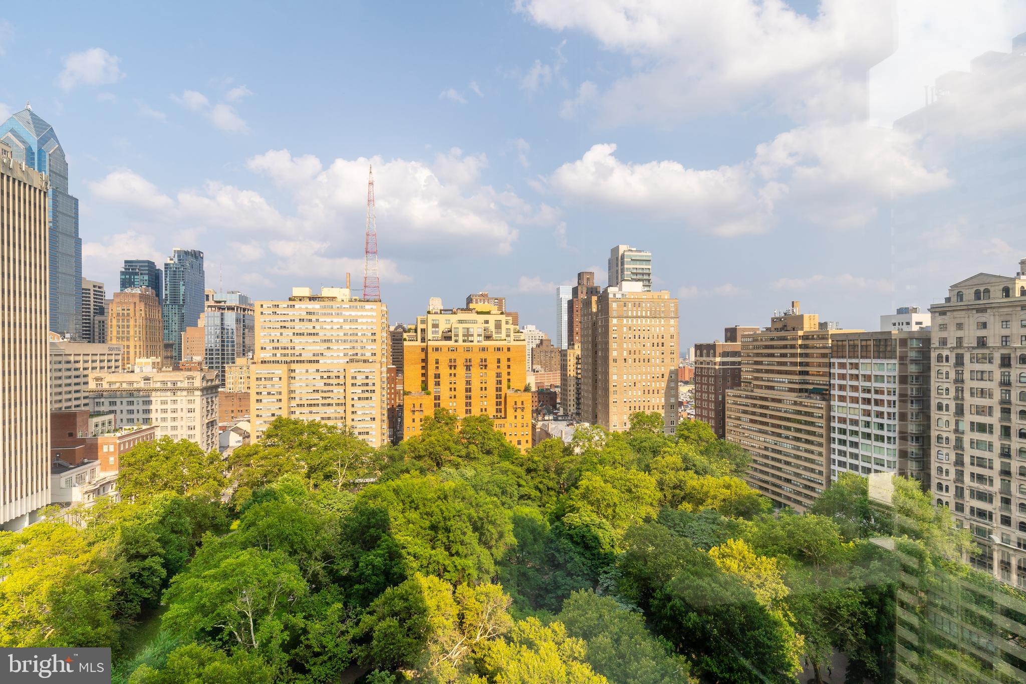 RITTENHOUSE SQUARE - Residential