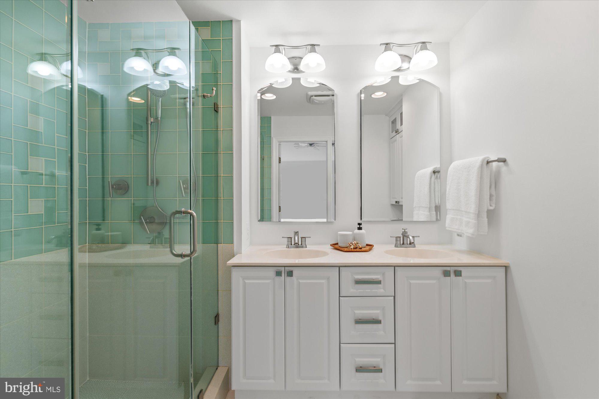 KINGSGATE - Residential