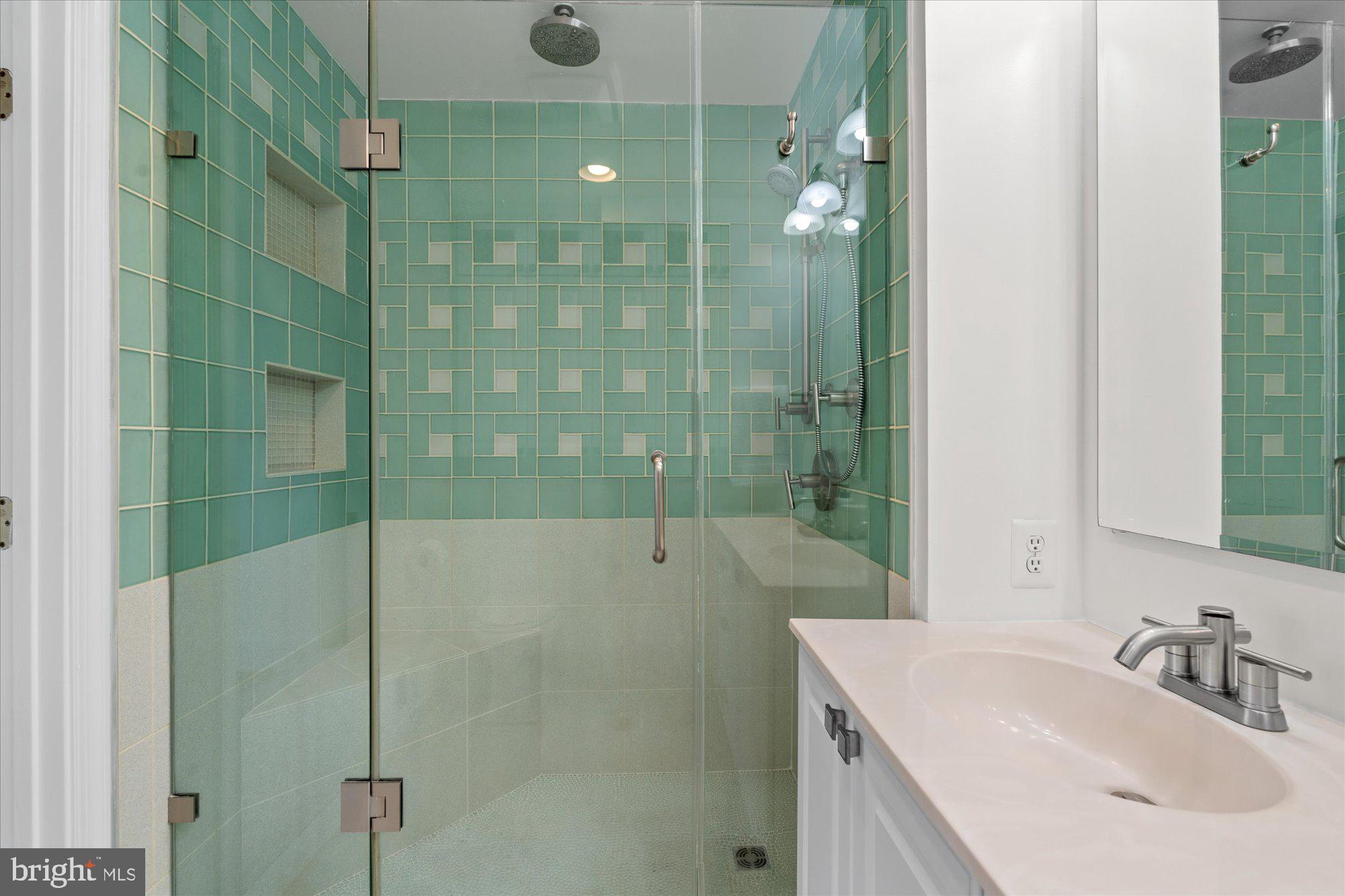 KINGSGATE - Residential