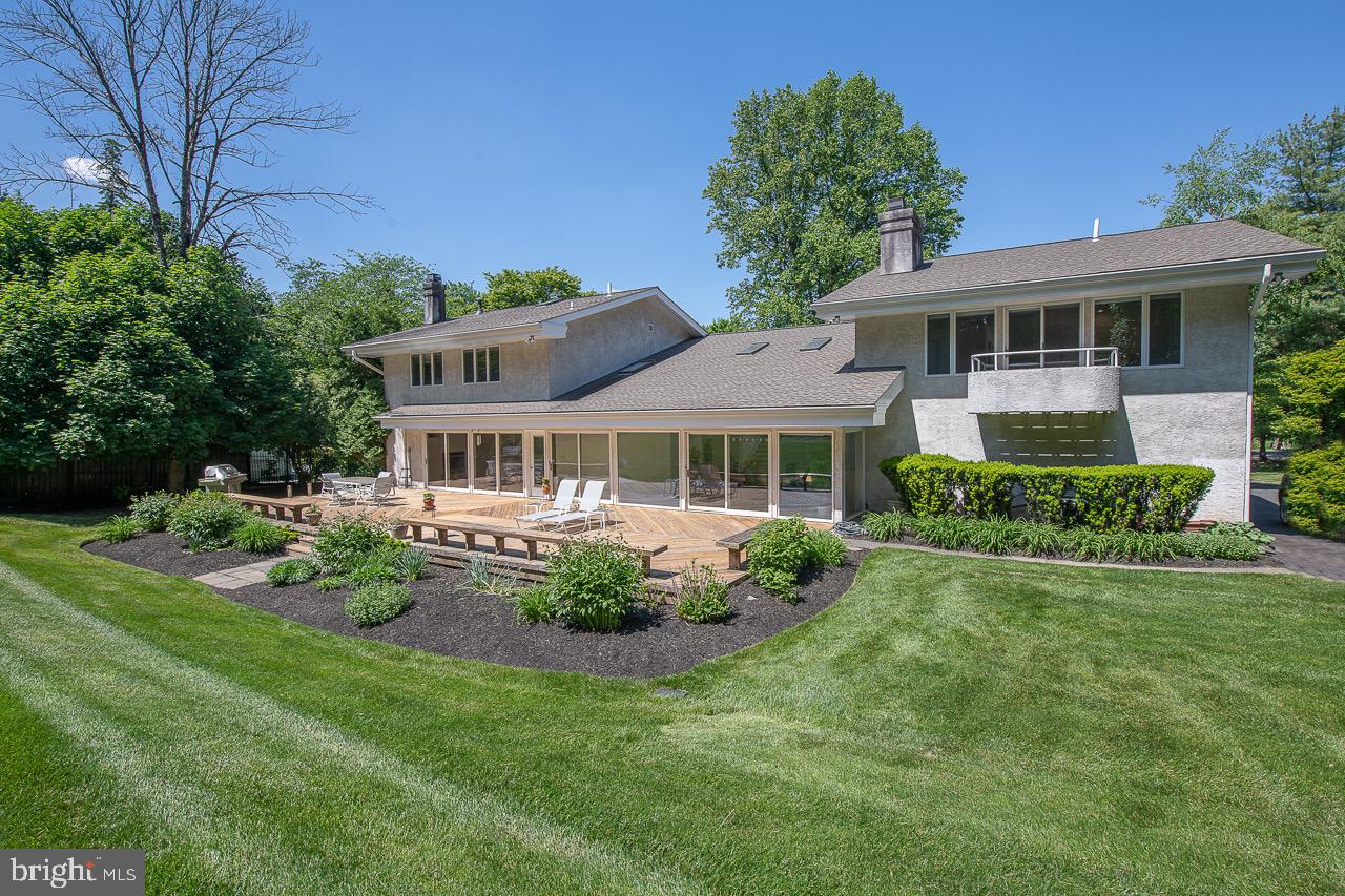 GLADWYNE - Residential