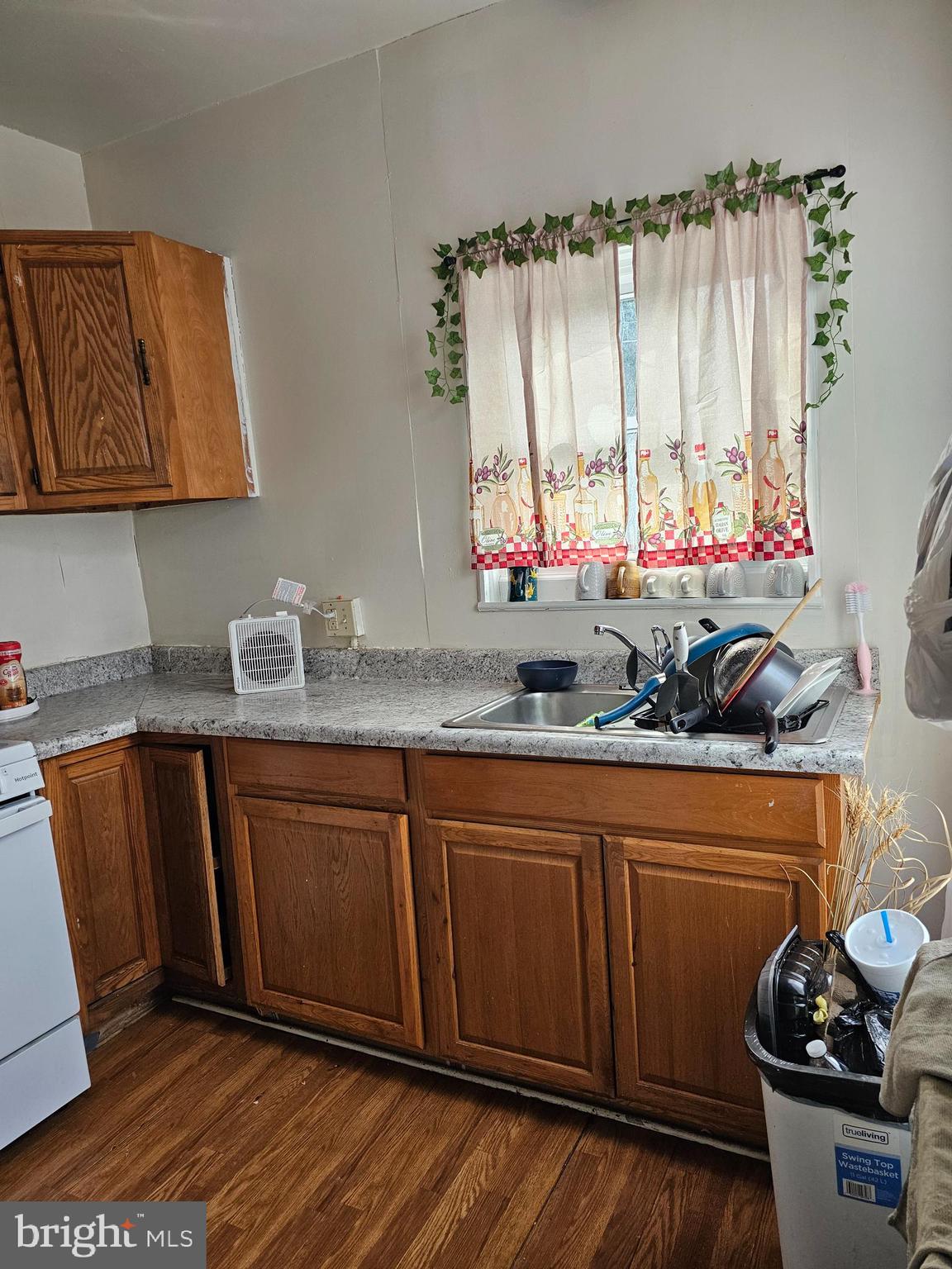 934 GREENWICH STREET