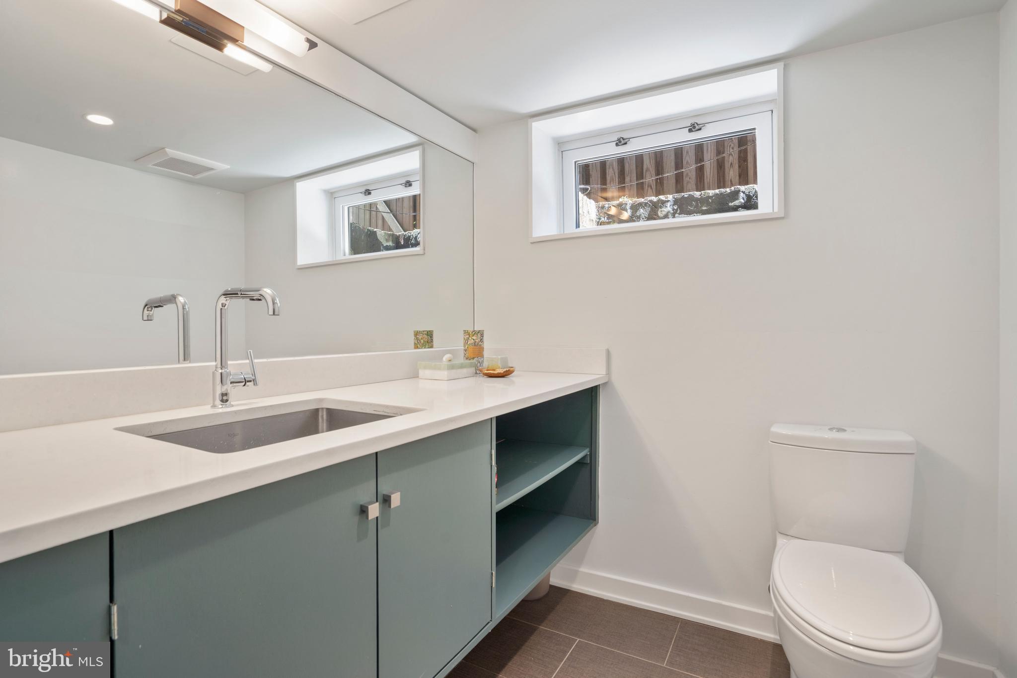 WAVERLY HILLS - Residential