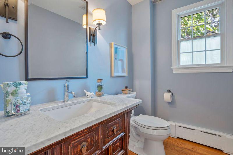 WAVERLY HILLS - Residential