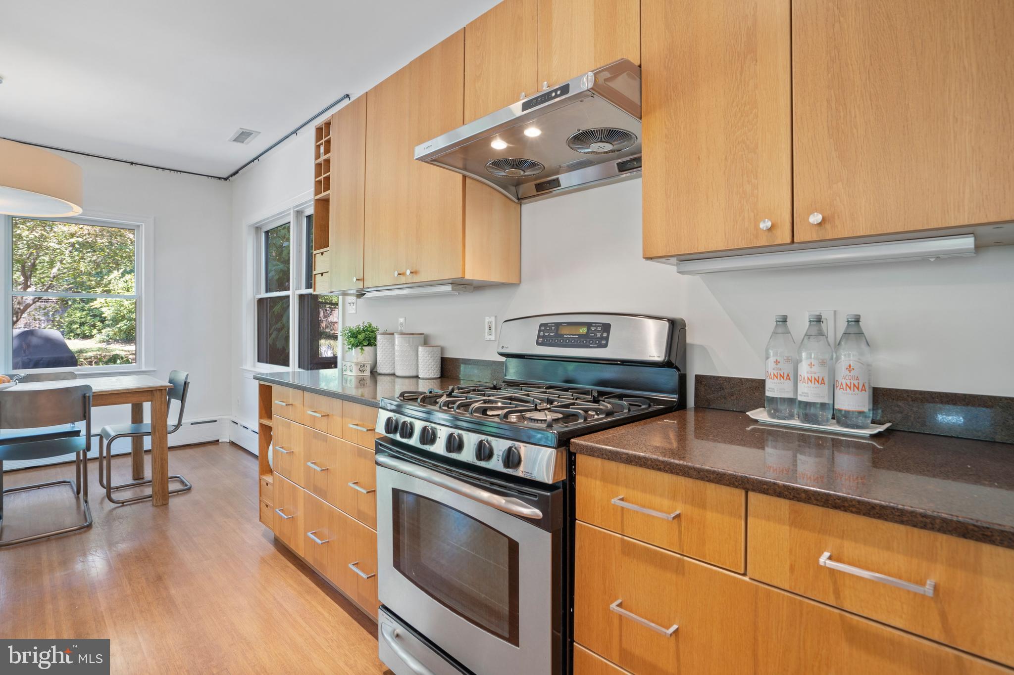 WAVERLY HILLS - Residential