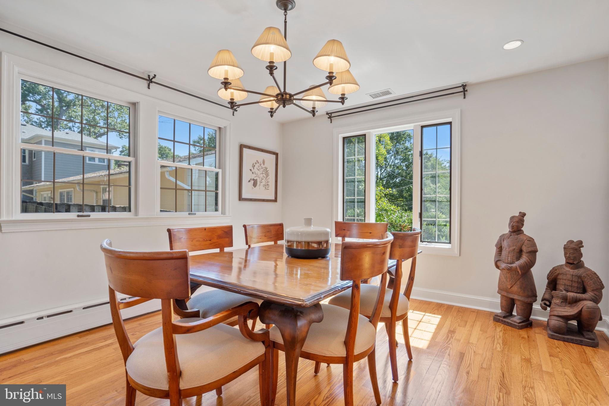 WAVERLY HILLS - Residential