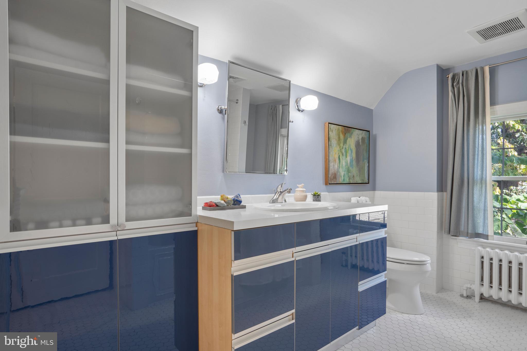 WAVERLY HILLS - Residential