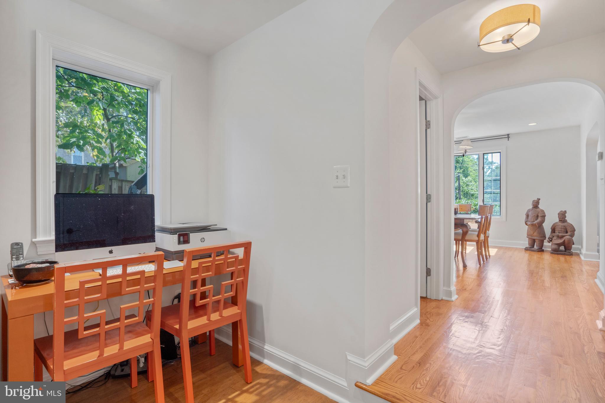 WAVERLY HILLS - Residential