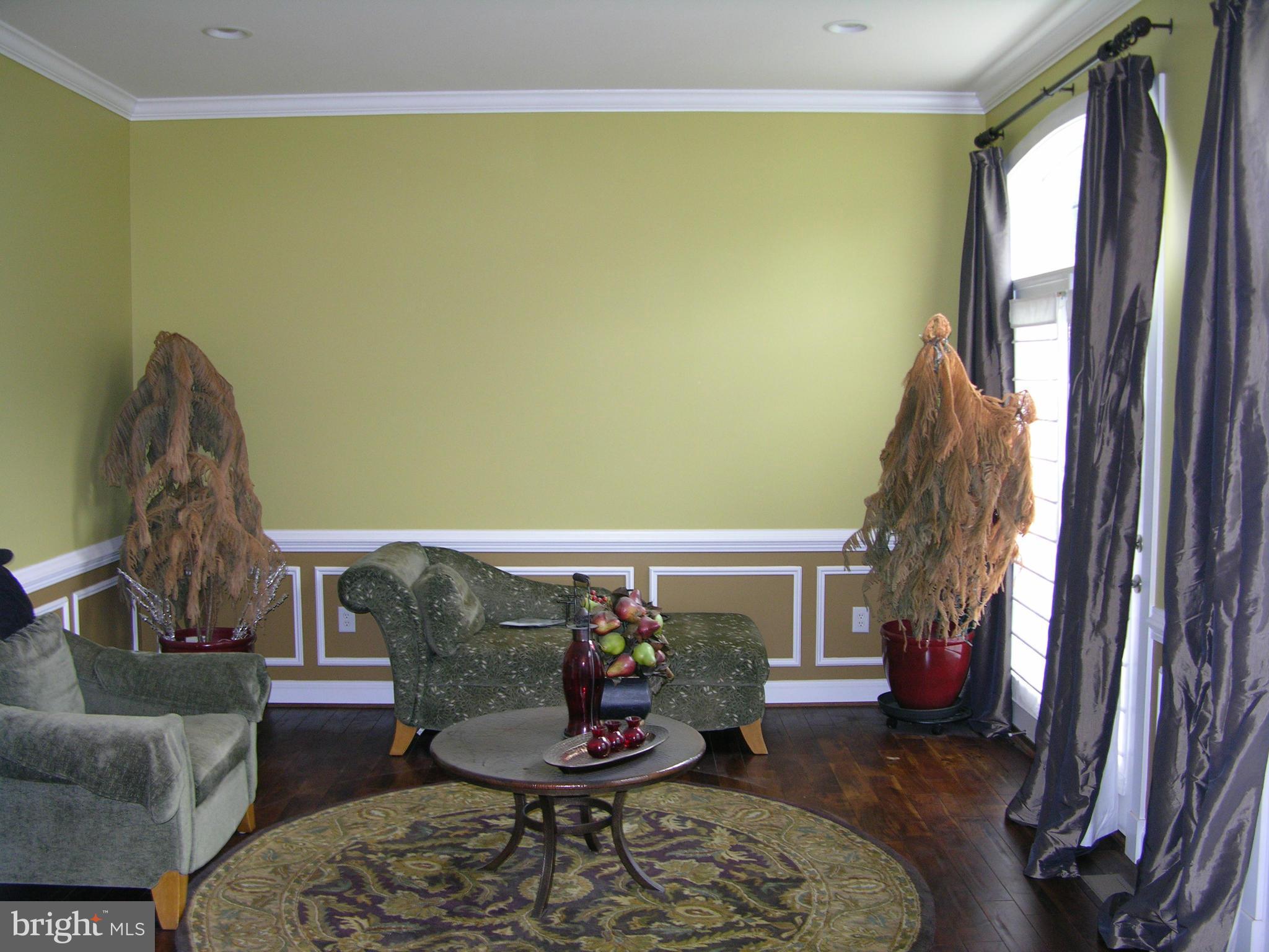 ESTATES AT FAIR OAKS - Residential