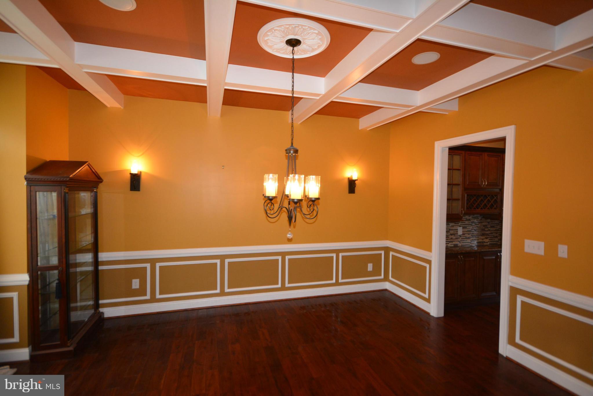 ESTATES AT FAIR OAKS - Residential