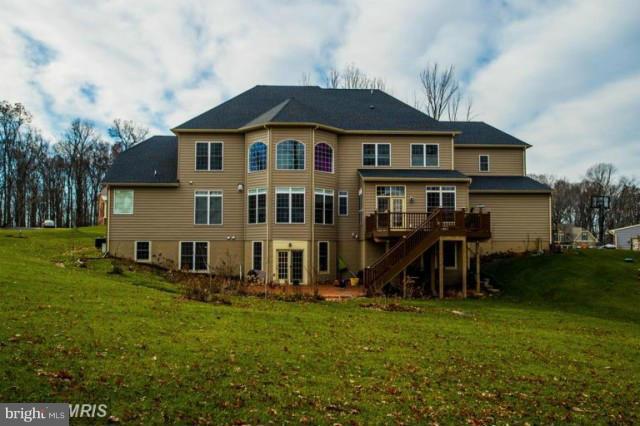 ESTATES AT FAIR OAKS - Residential