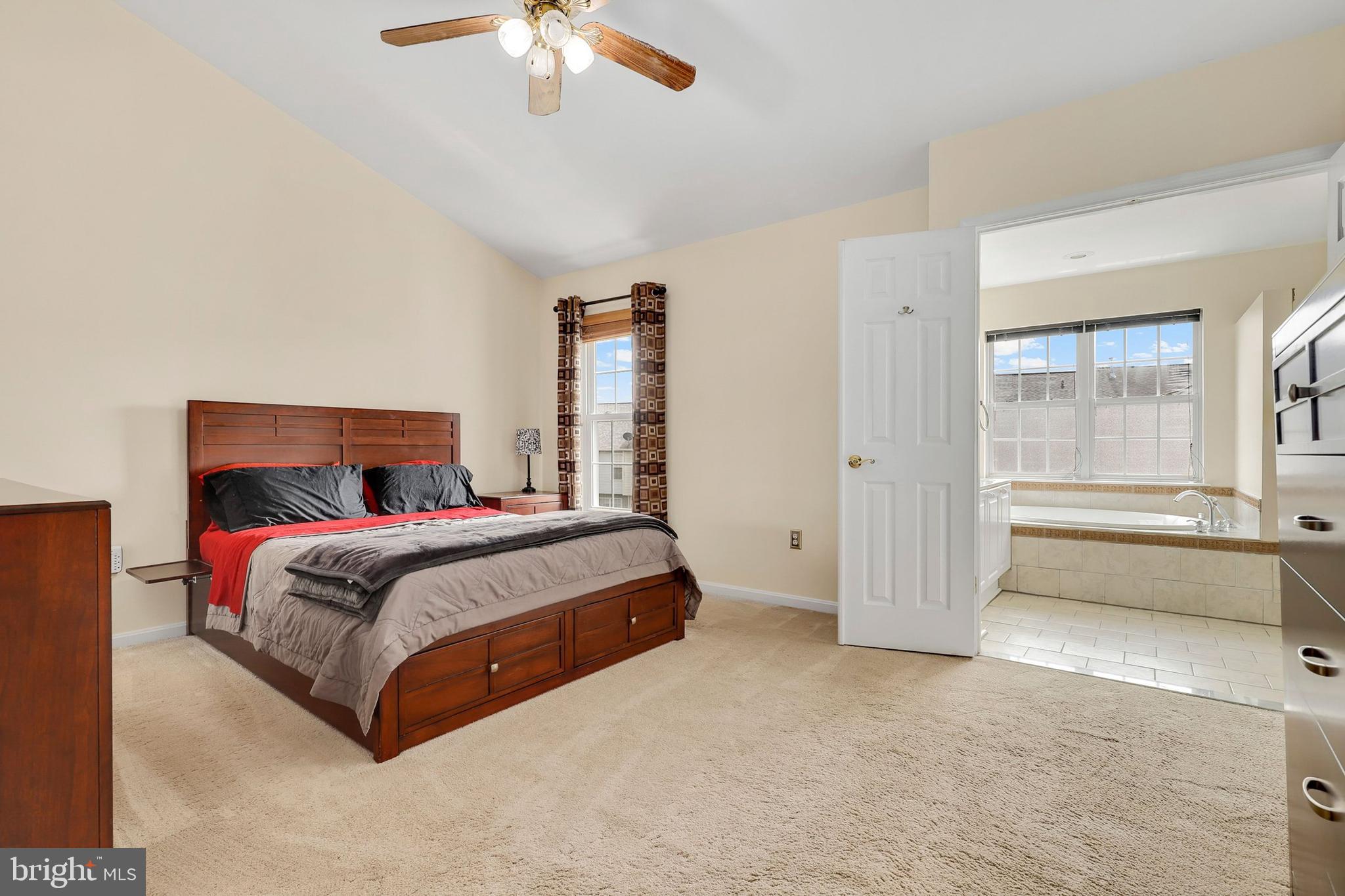 NORTH CROSSING - Residential