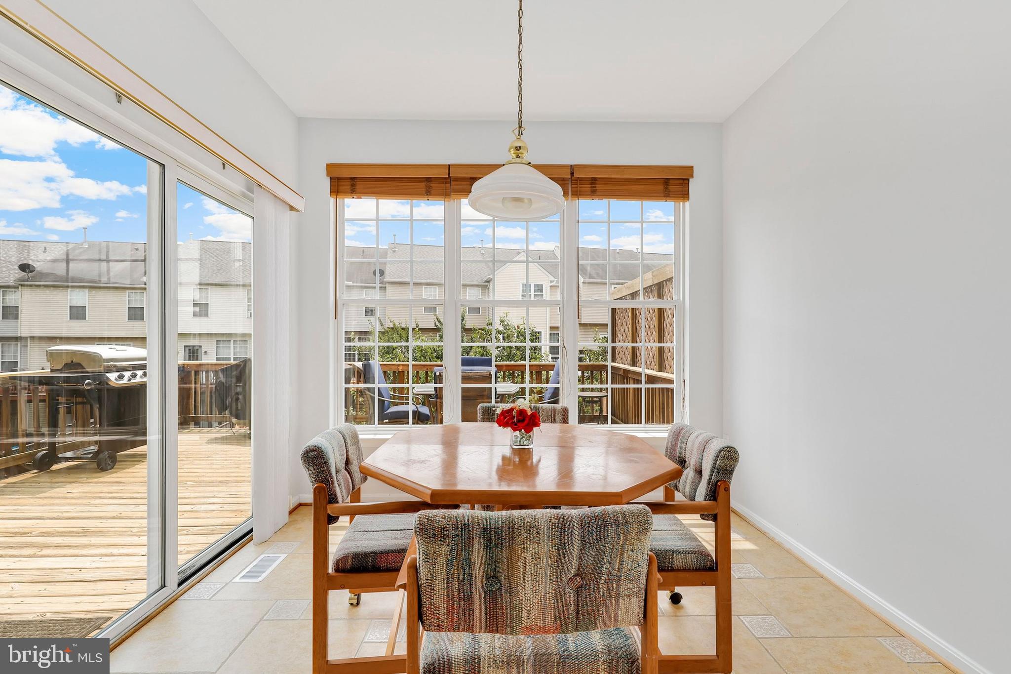 NORTH CROSSING - Residential