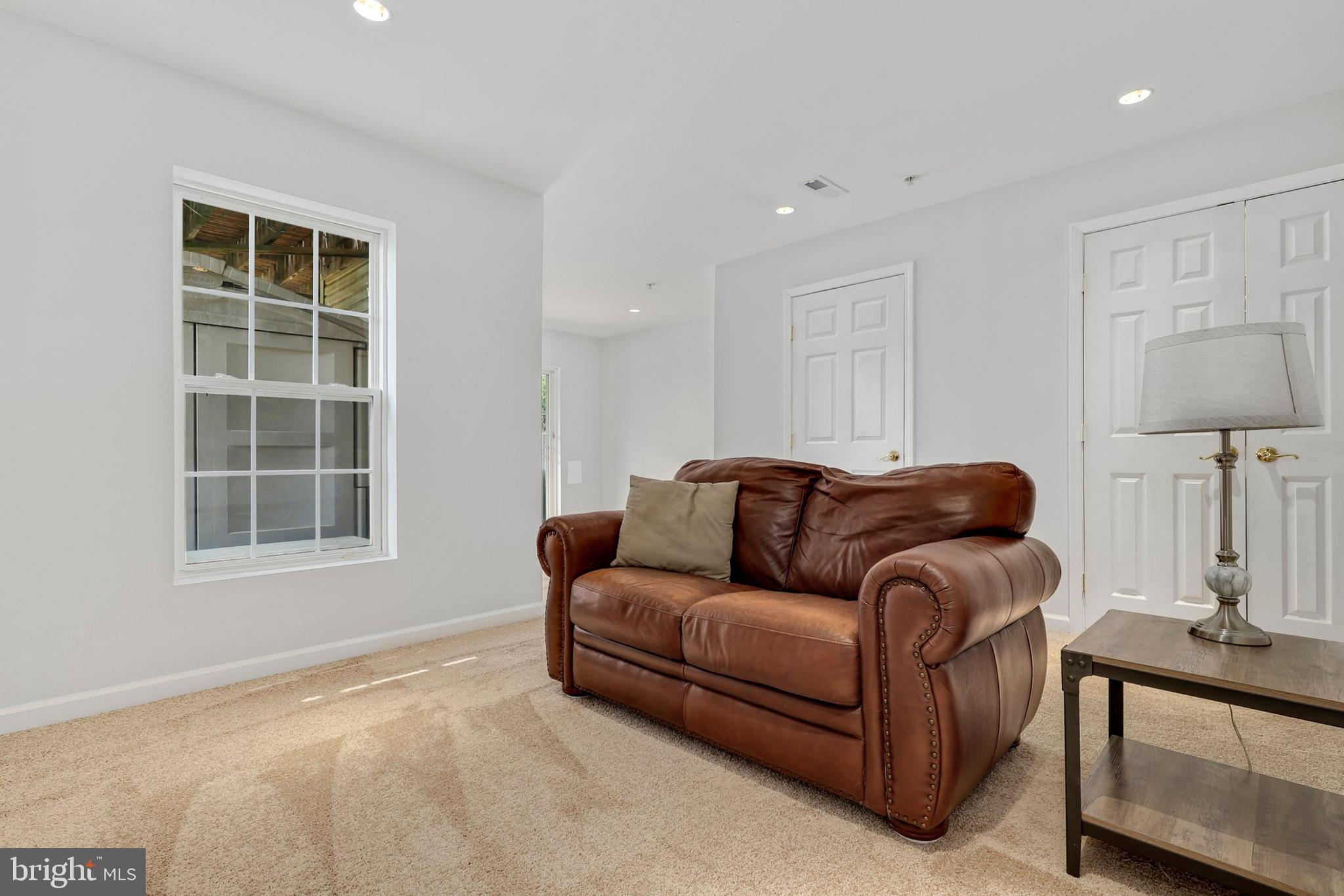 NORTH CROSSING - Residential