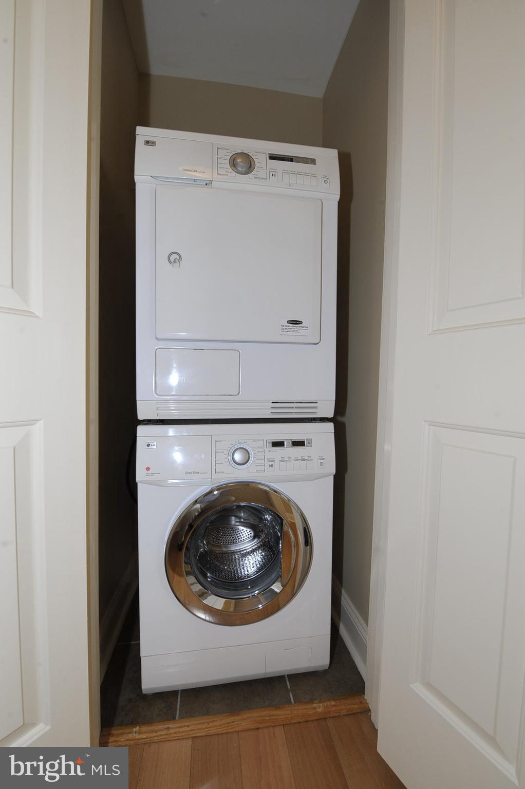 THE JAMIESON - Residential Lease