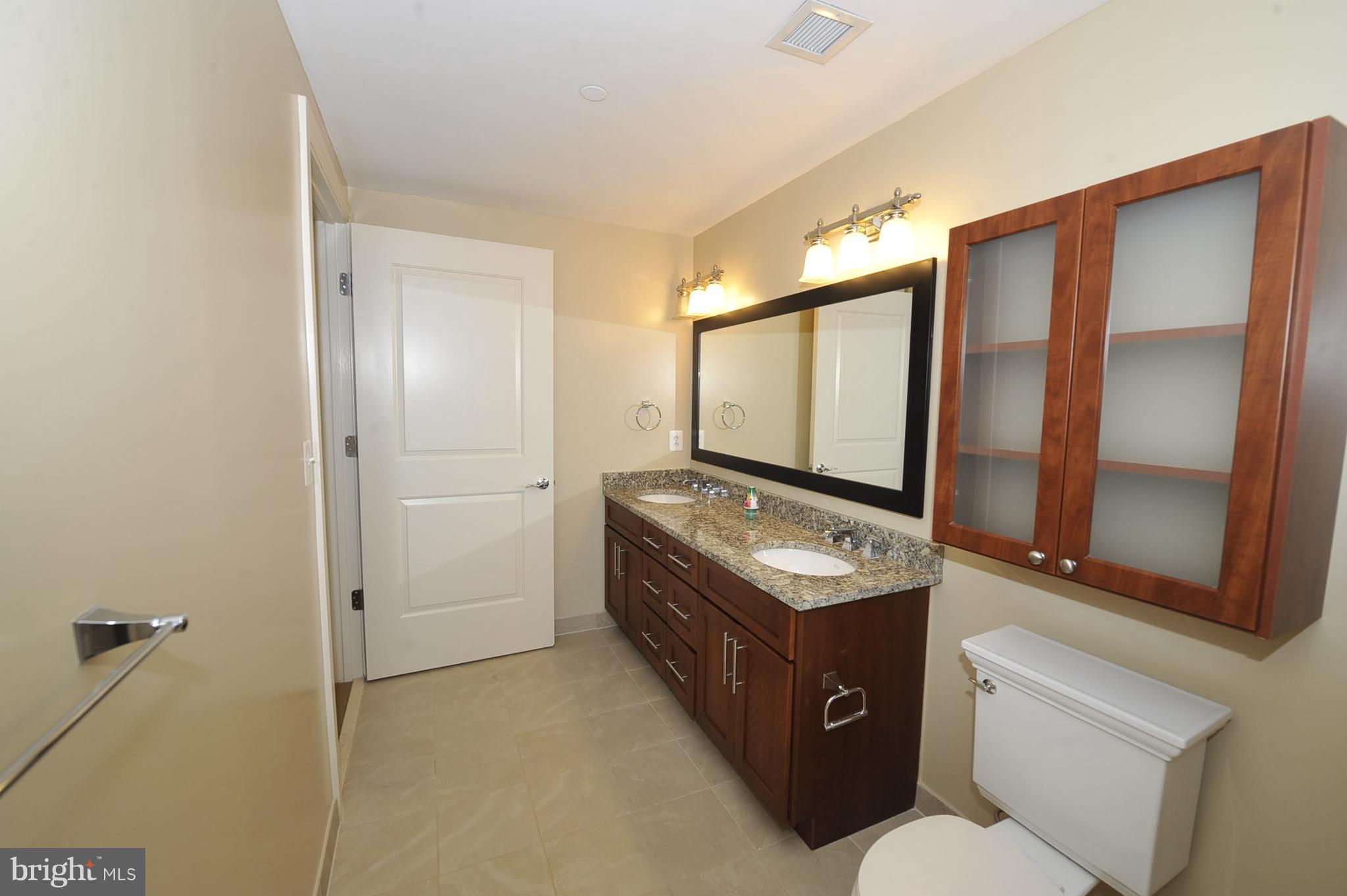 THE JAMIESON - Residential Lease