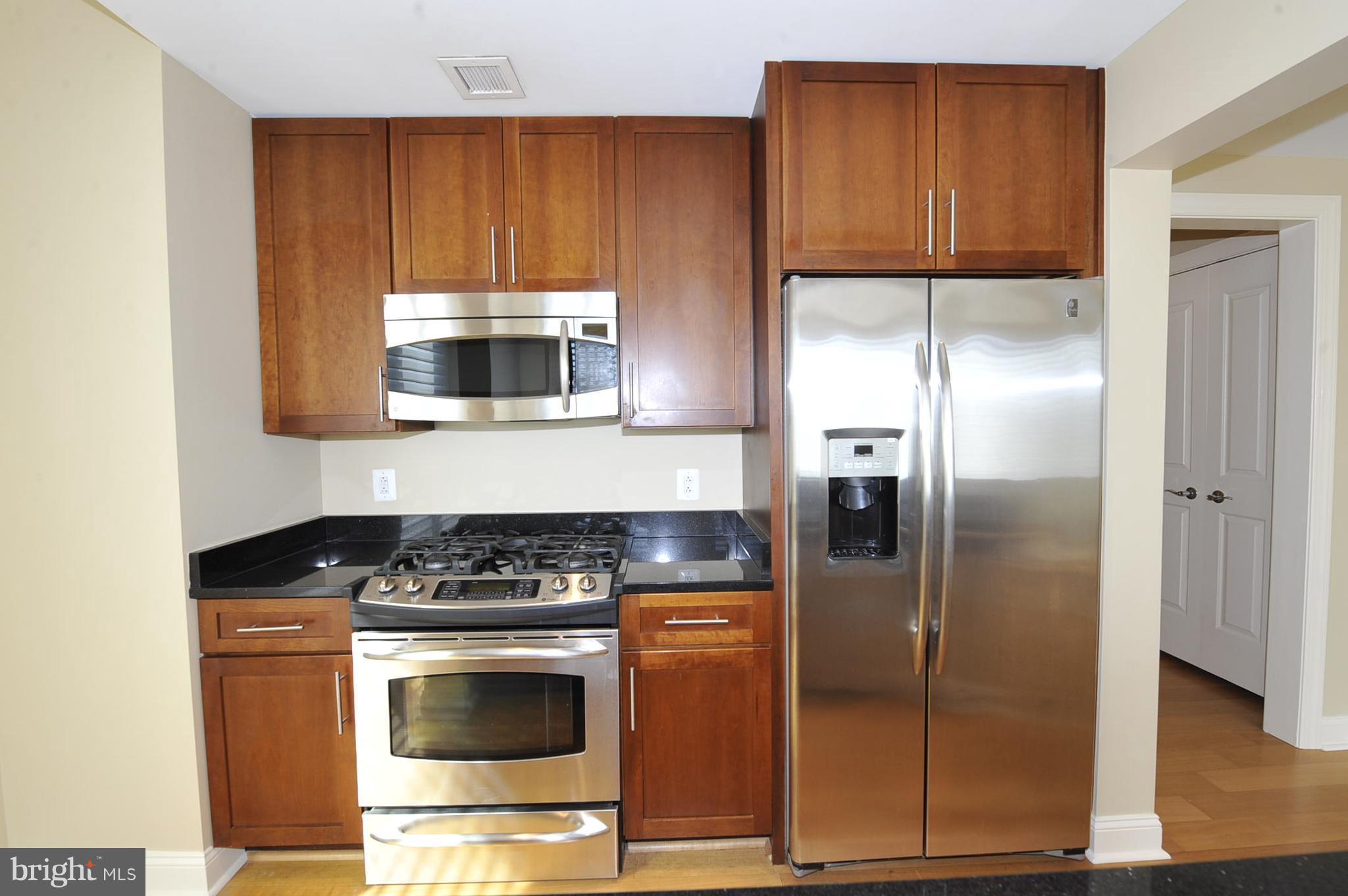 THE JAMIESON - Residential Lease