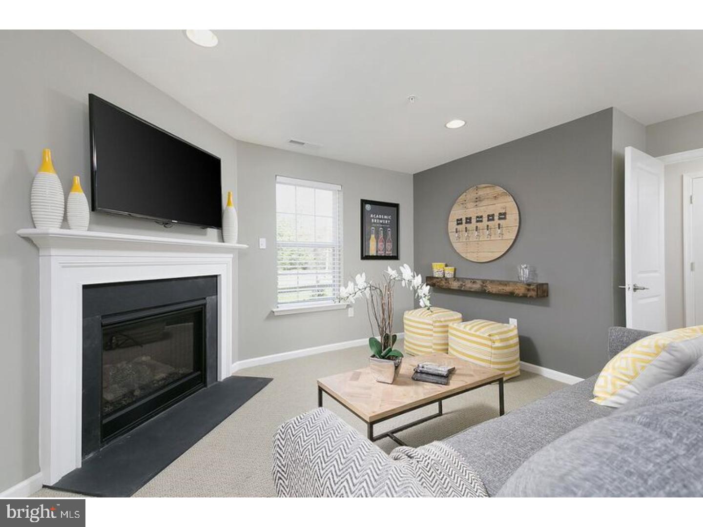 FORTUNA CROSSING - Residential
