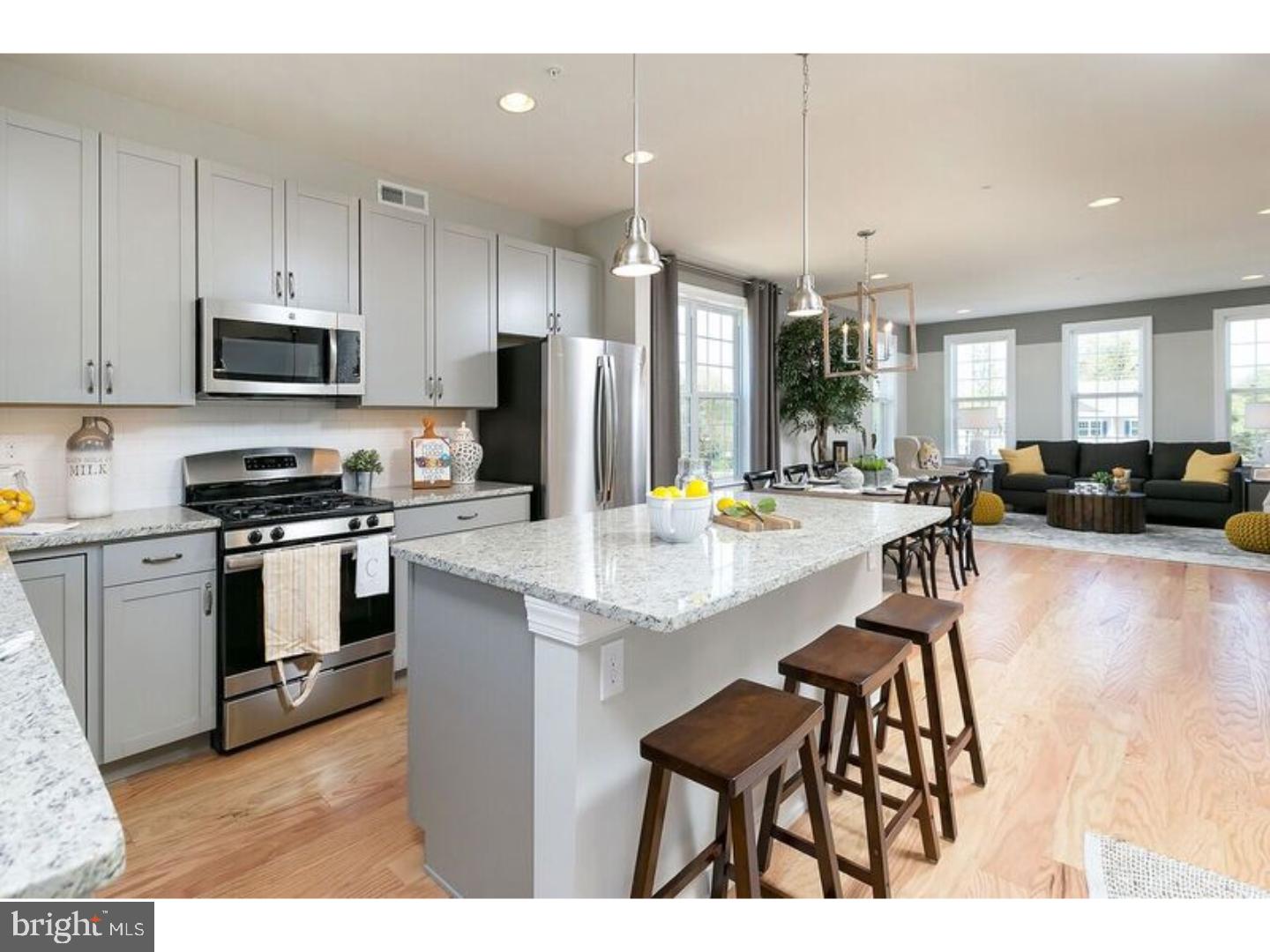 FORTUNA CROSSING - Residential