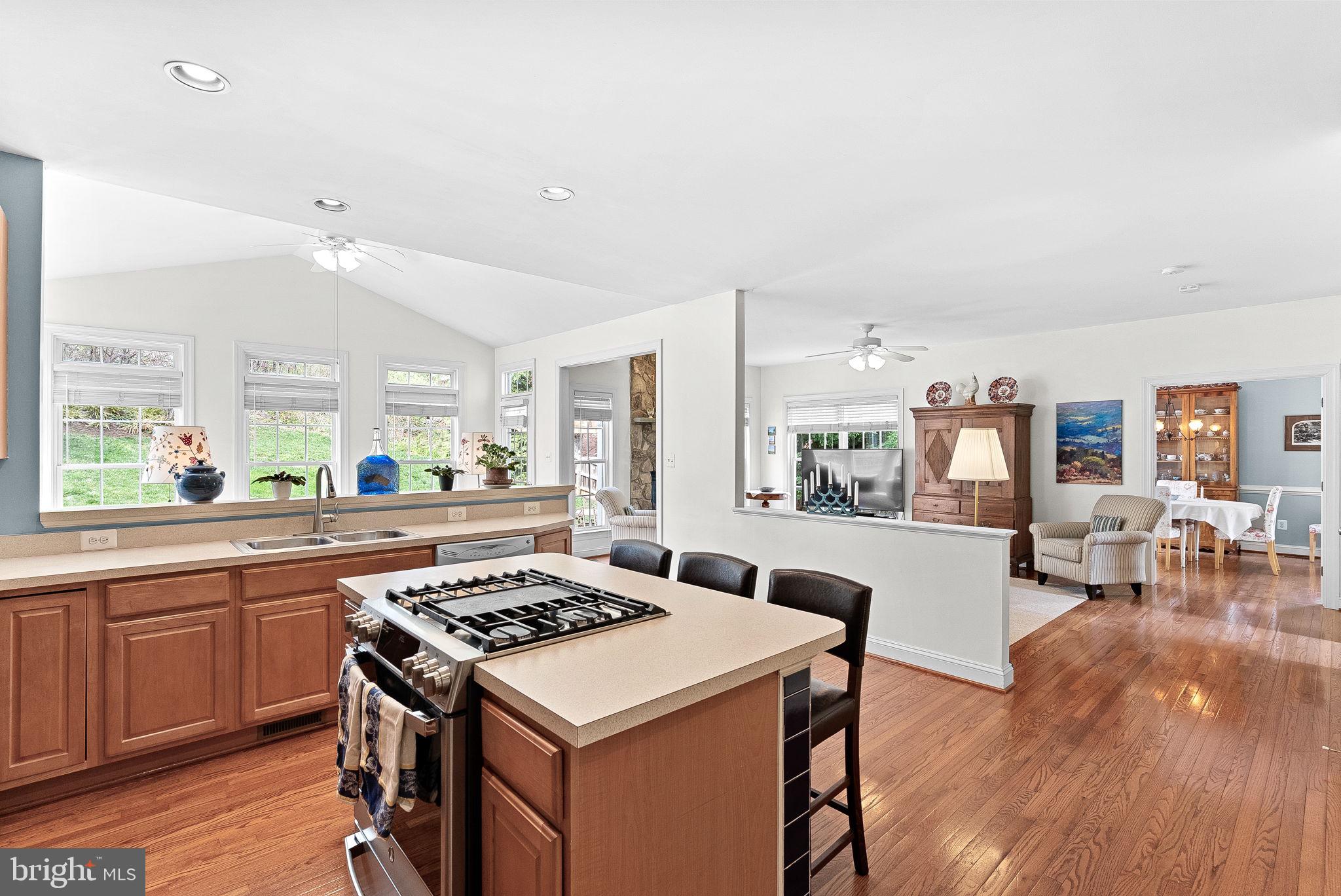 MEADOW BRANCH SOUTH - Residential