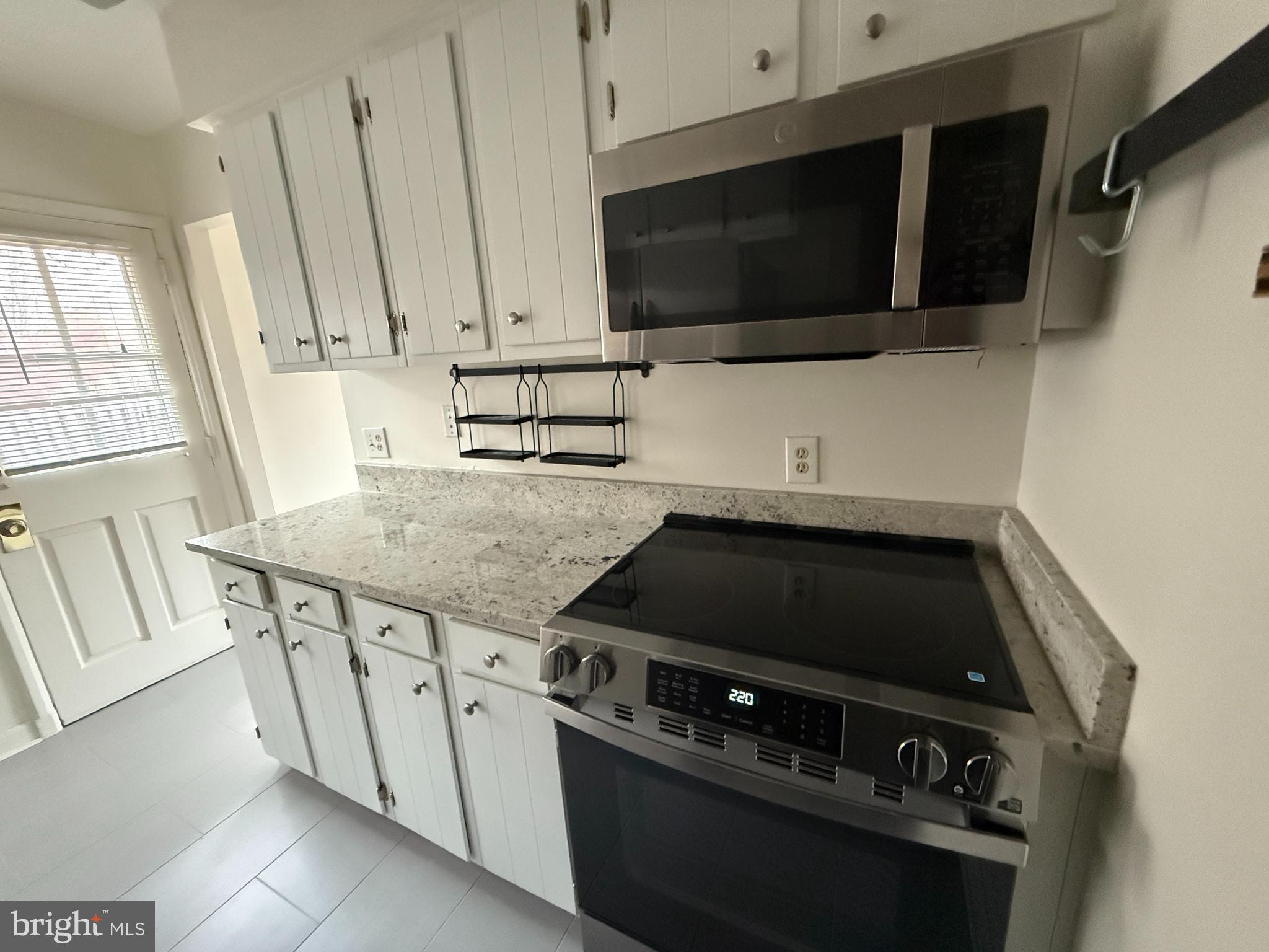 4654 36TH STREET S B