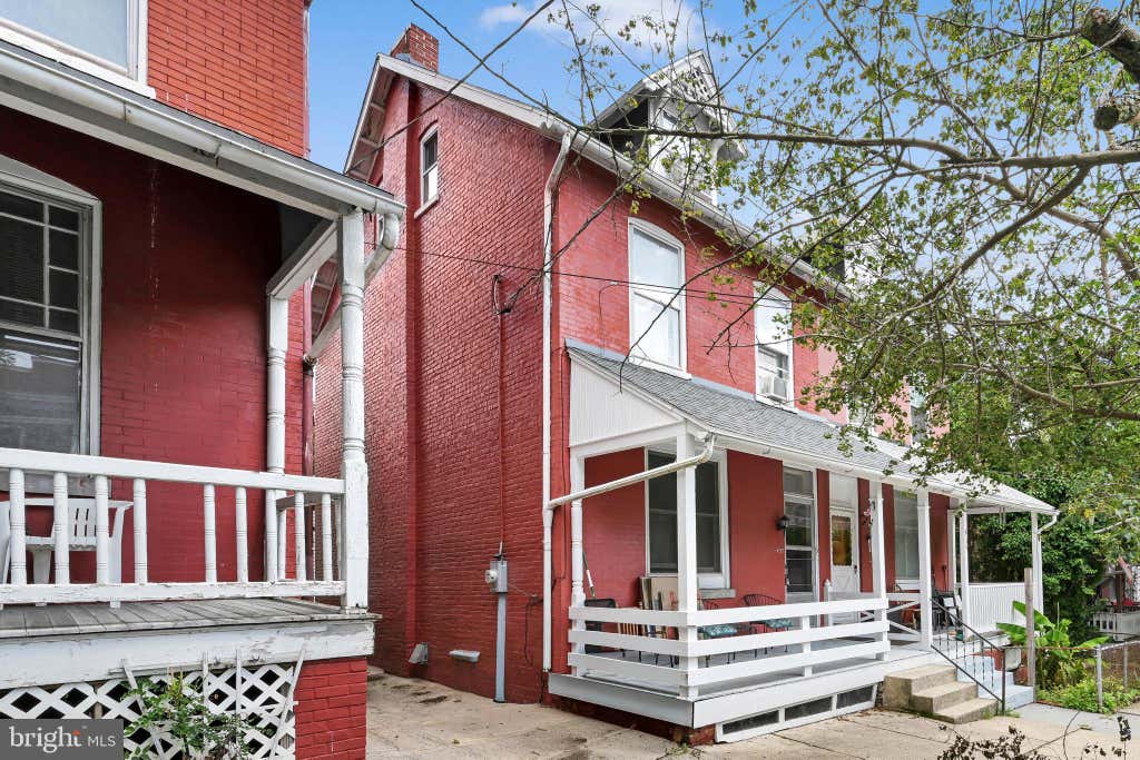 Photo of 437 S Shippen Street, LANCASTER, PA 17602 (MLS # PALA2093928)