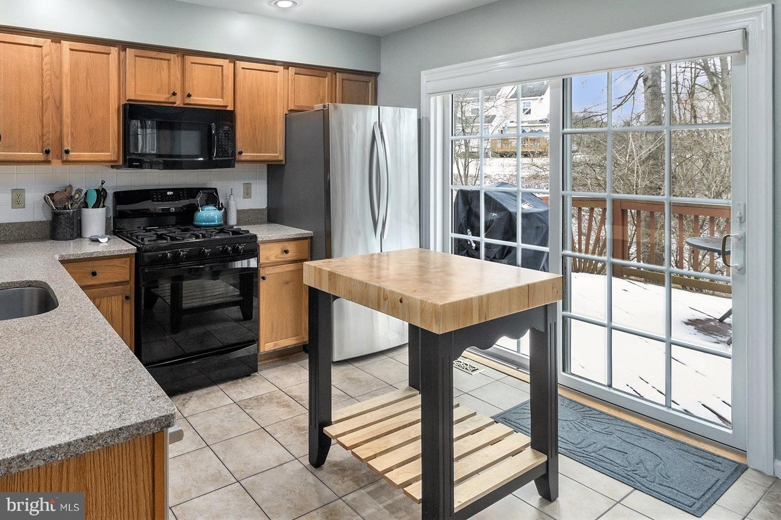 STONEGATE - Residential