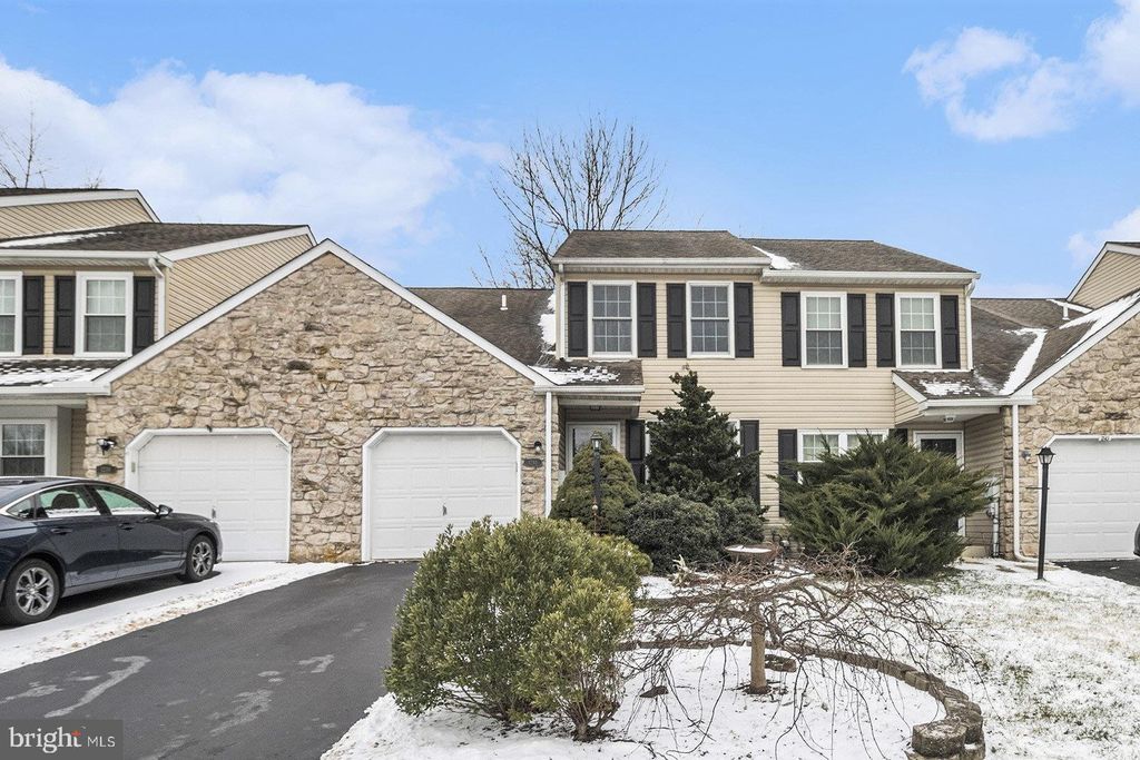 Photo of 1241 Meadowview Circle, LANSDALE, PA 19446 (MLS # PAMC2164718)