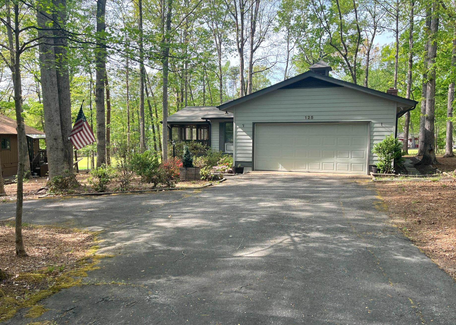 125 FAIRWAY DRIVE