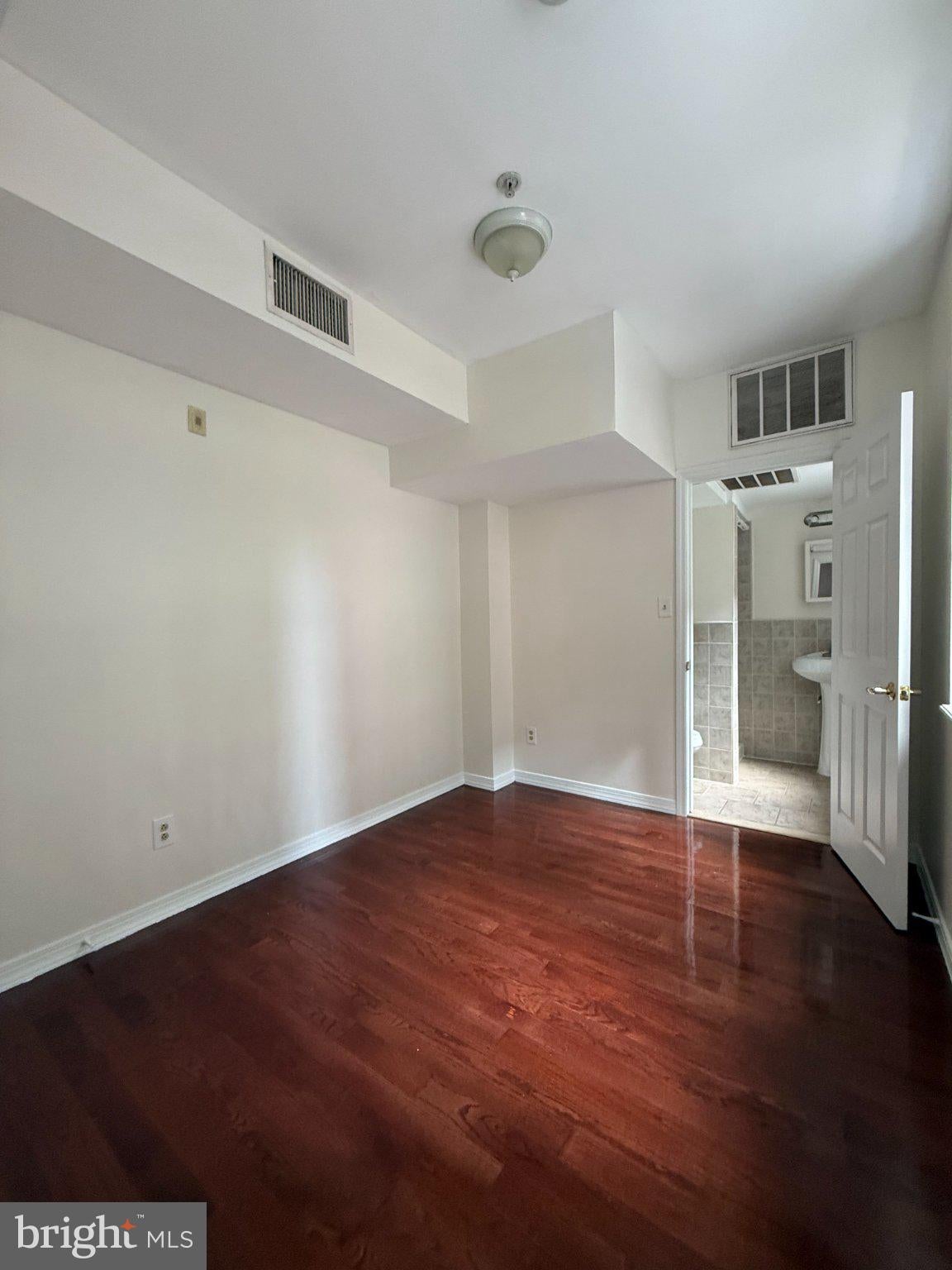 118 S 12TH STREET