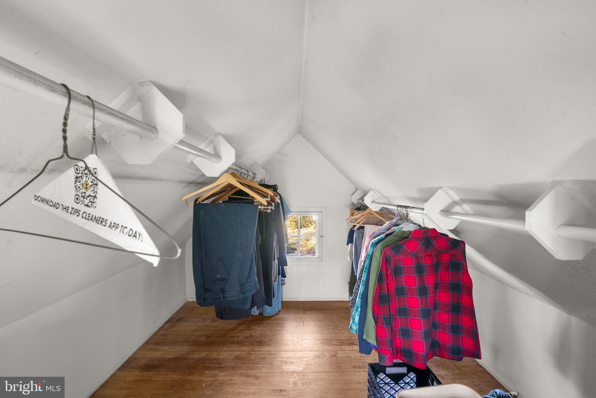 COLLEGE PARK - Residential