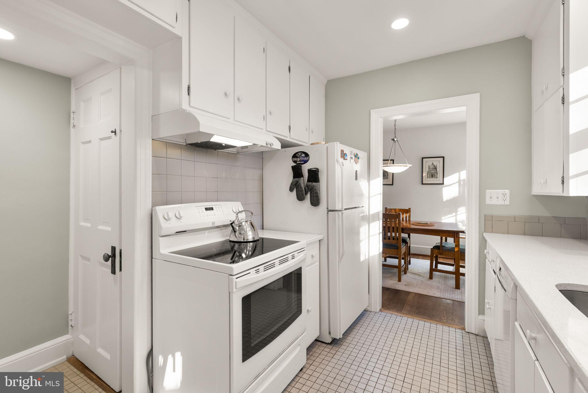 COLLEGE PARK - Residential