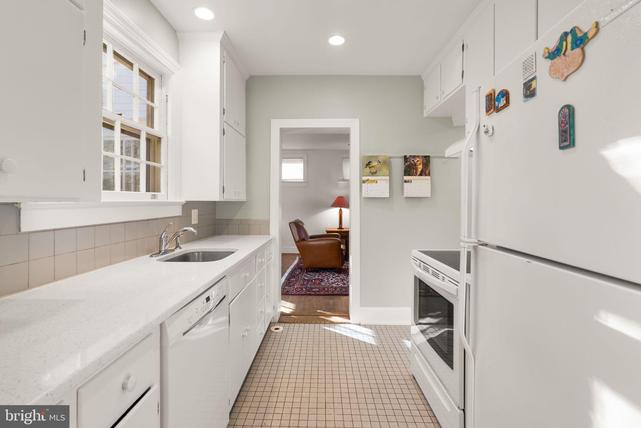 COLLEGE PARK - Residential