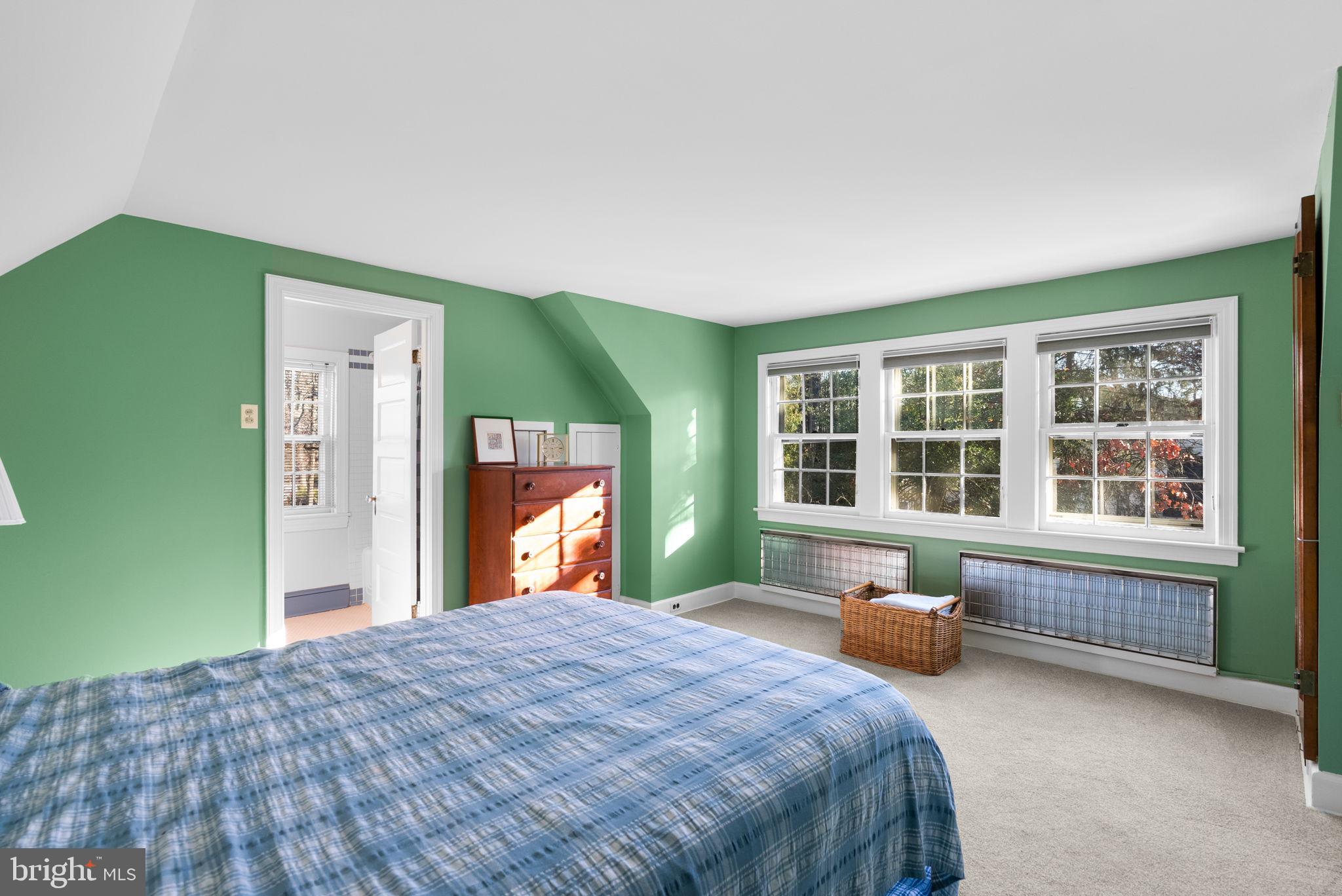 COLLEGE PARK - Residential