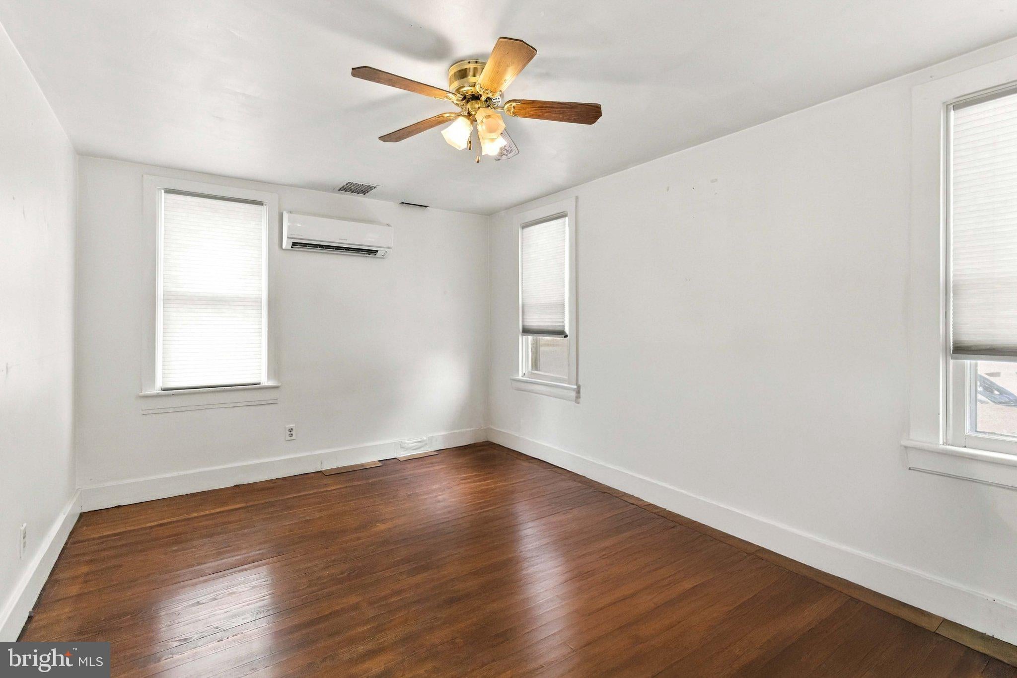 350 W NORTH AVENUE