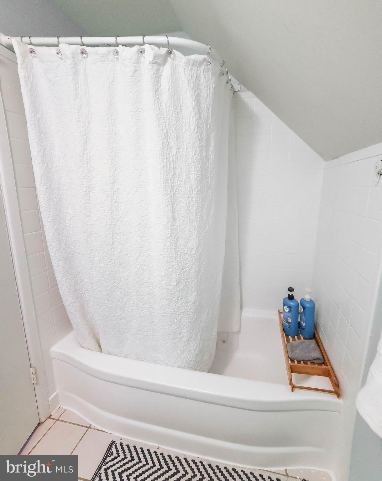 KENILWORTH AT BELAIR - Residential