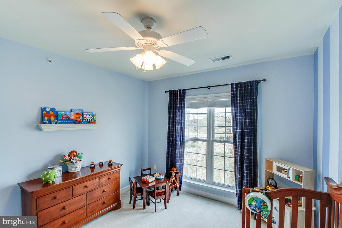 POTOMAC CLUB - Residential