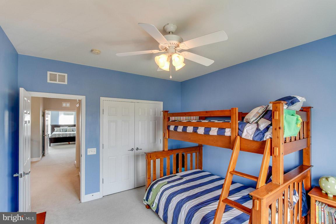 POTOMAC CLUB - Residential