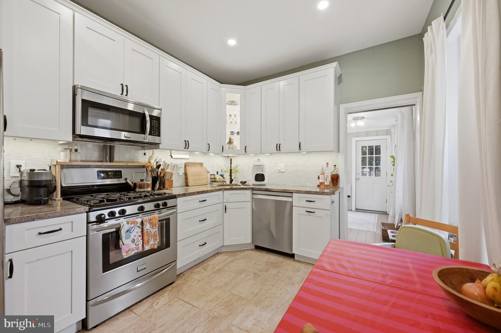 GERMANTOWN (WEST) - Residential