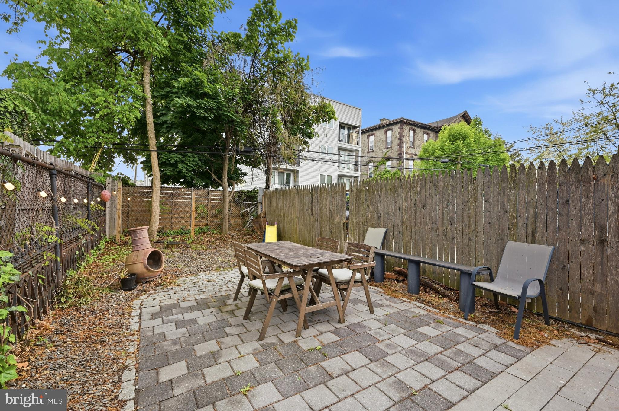 GERMANTOWN (WEST) - Residential