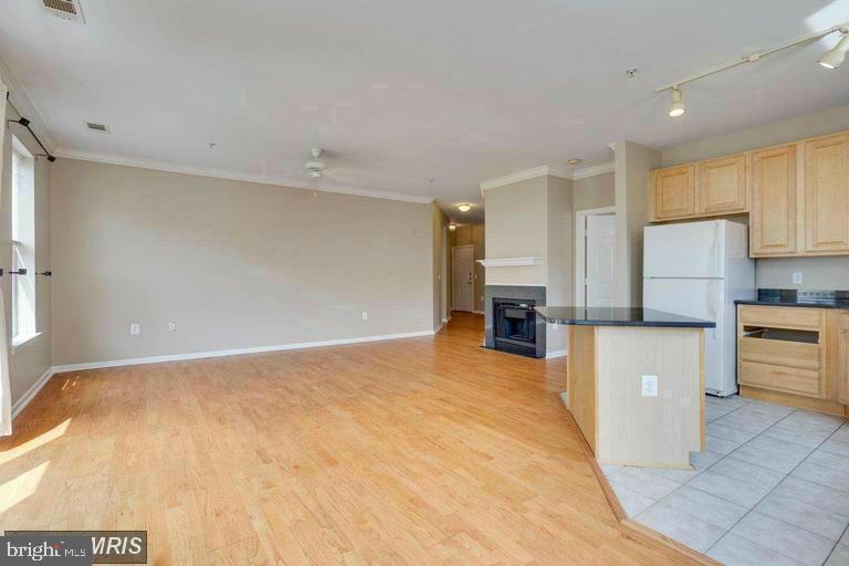 2765 CENTERBORO DRIVE 348