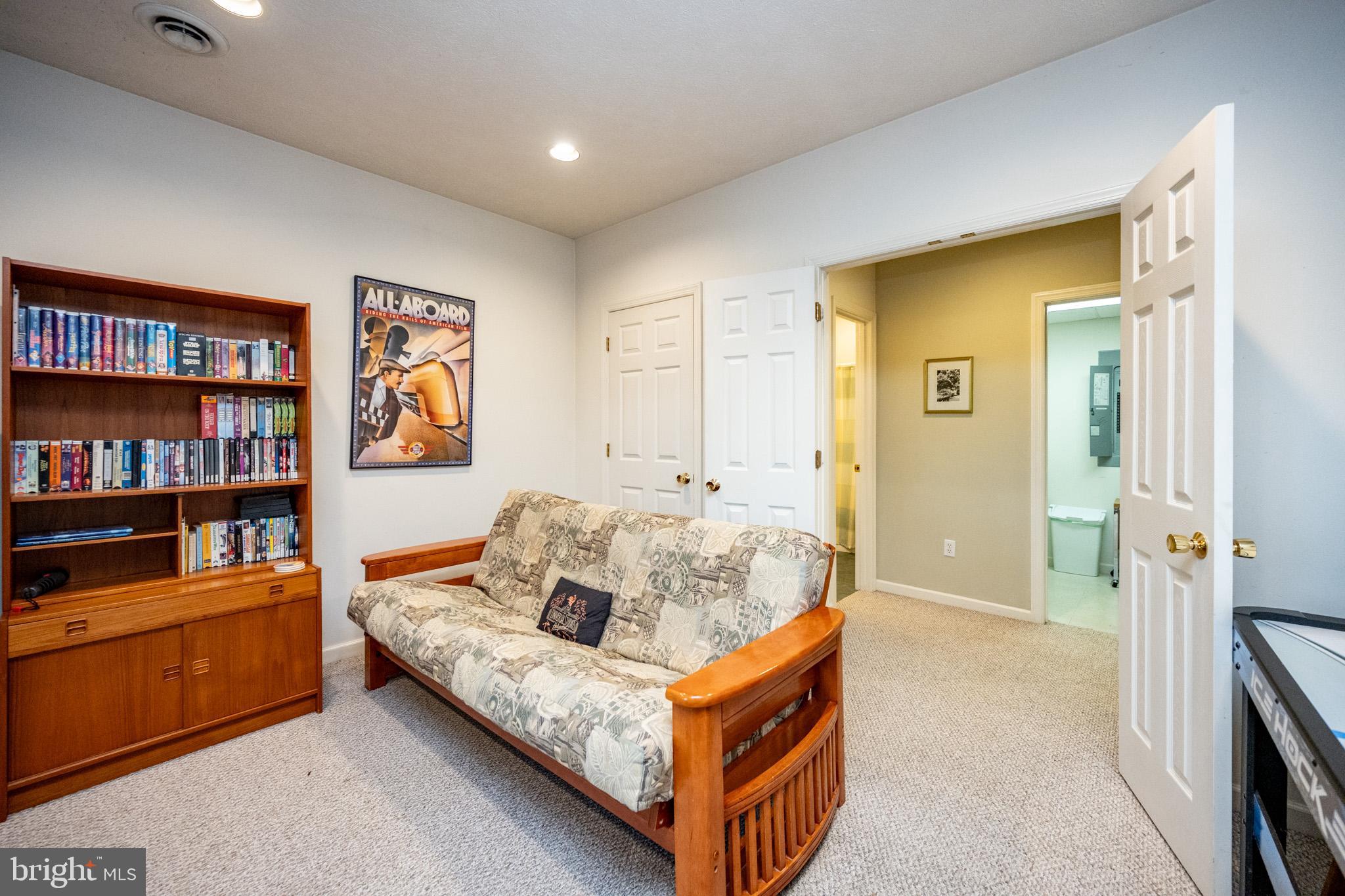 DEEP CREEK VILLAGE - Residential