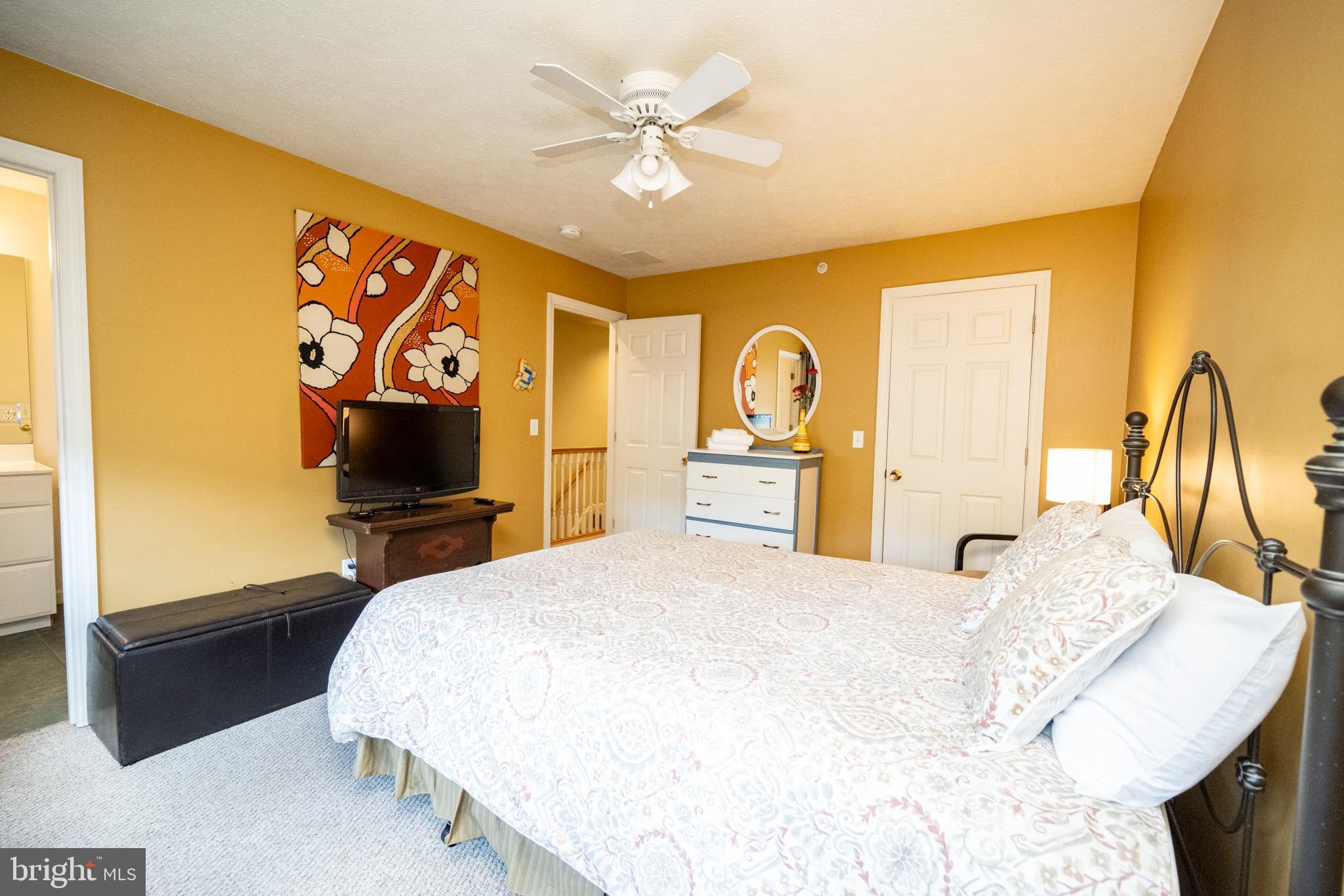 DEEP CREEK VILLAGE - Residential