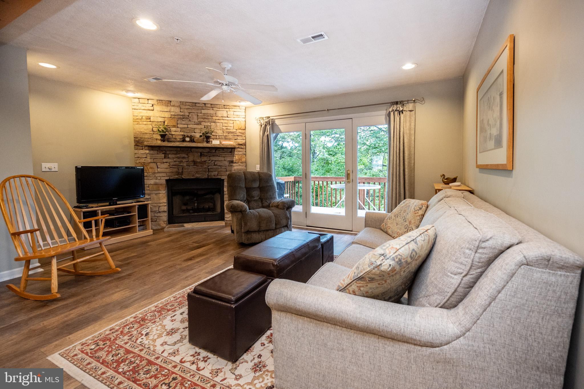 DEEP CREEK VILLAGE - Residential