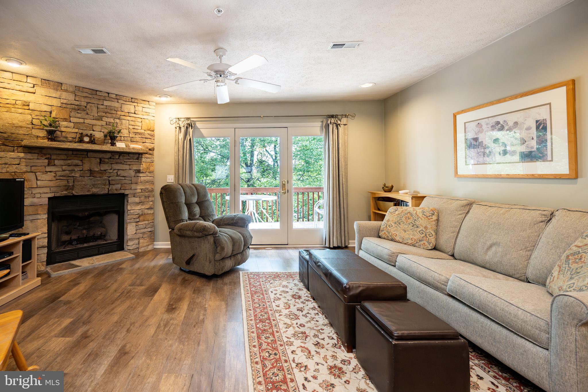 DEEP CREEK VILLAGE - Residential