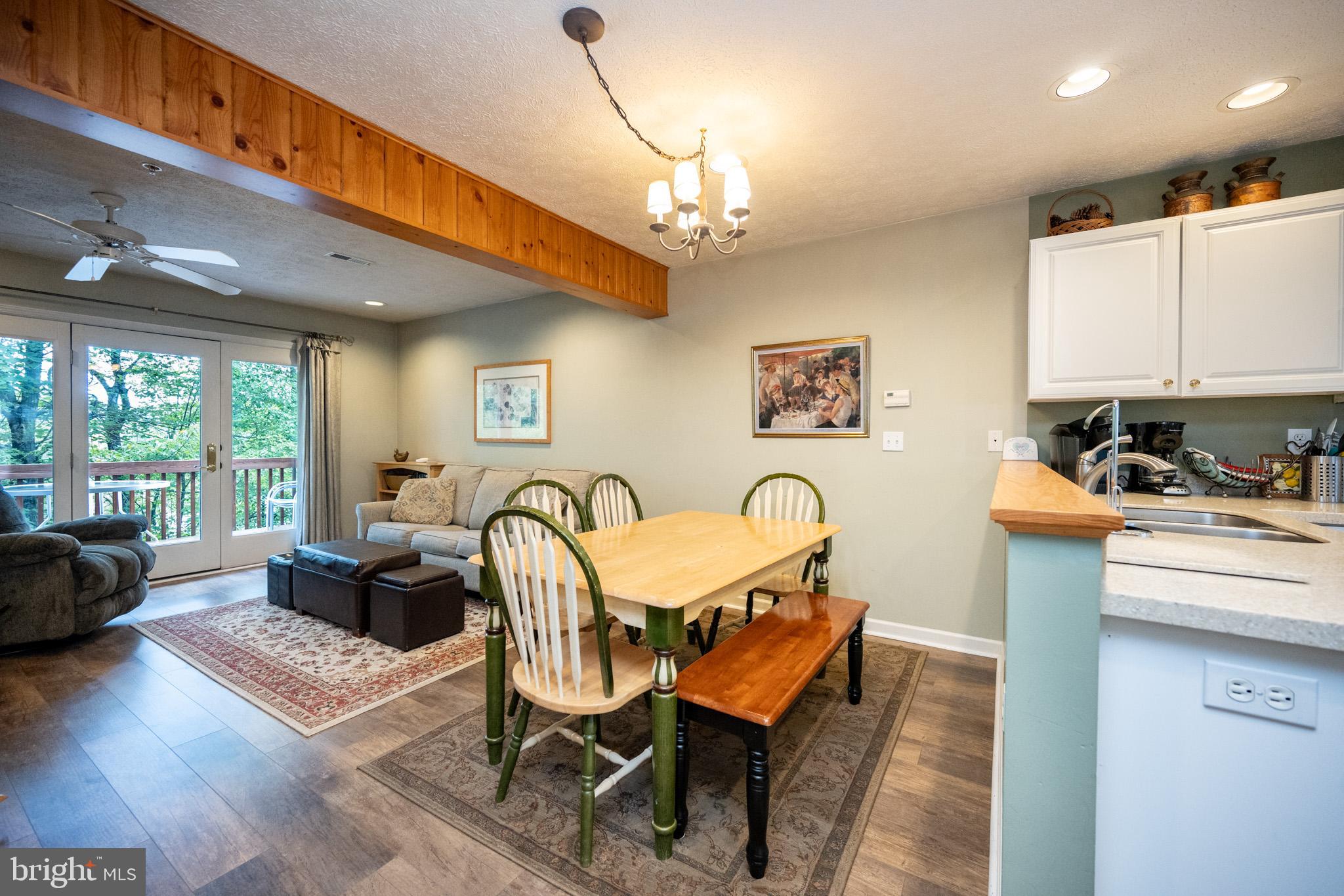 DEEP CREEK VILLAGE - Residential