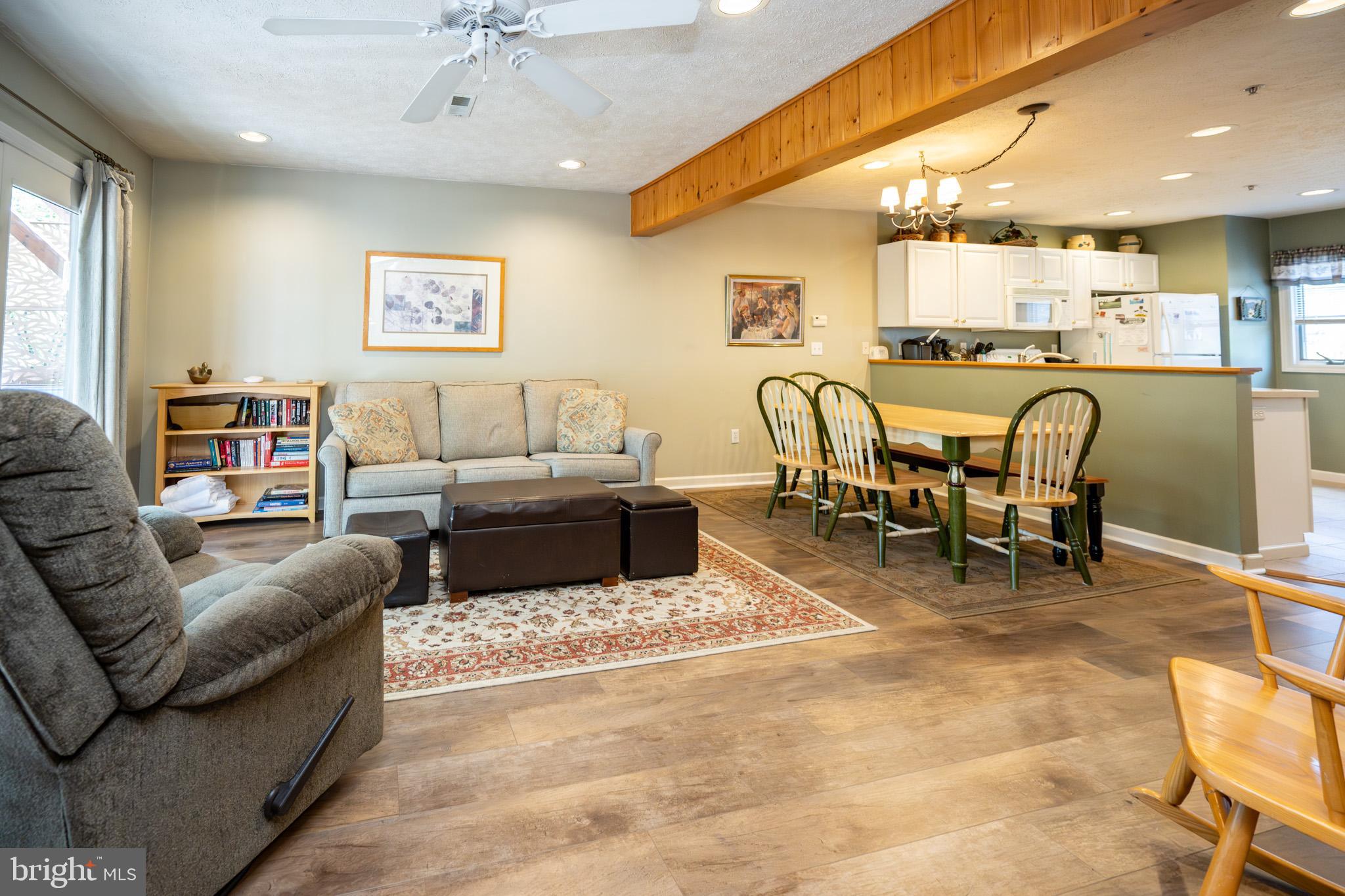 DEEP CREEK VILLAGE - Residential